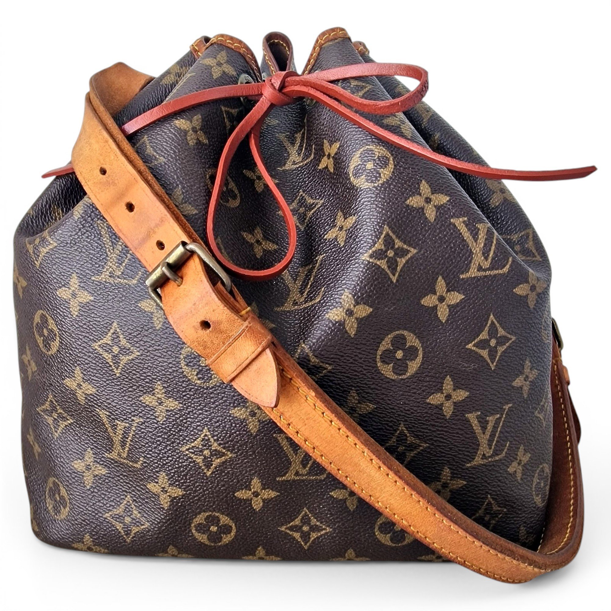 Louis Vuitton Noé leather handbag