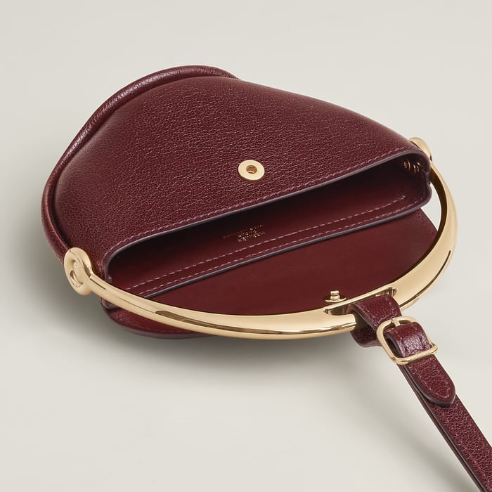 Rouge H En Piste Clutch