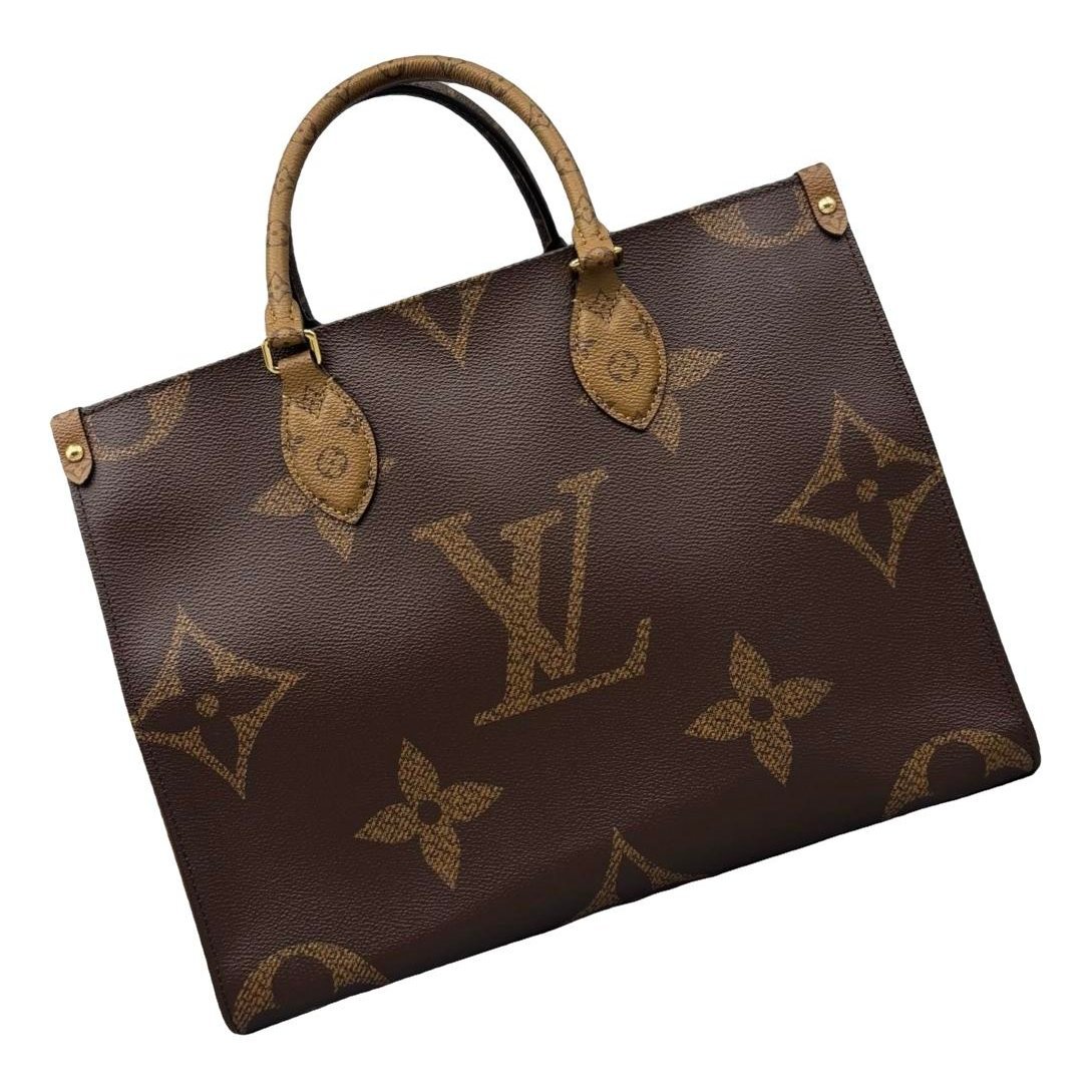 Onthego leather handbag