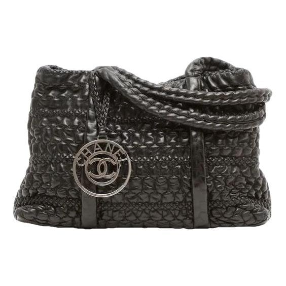 Leather tote