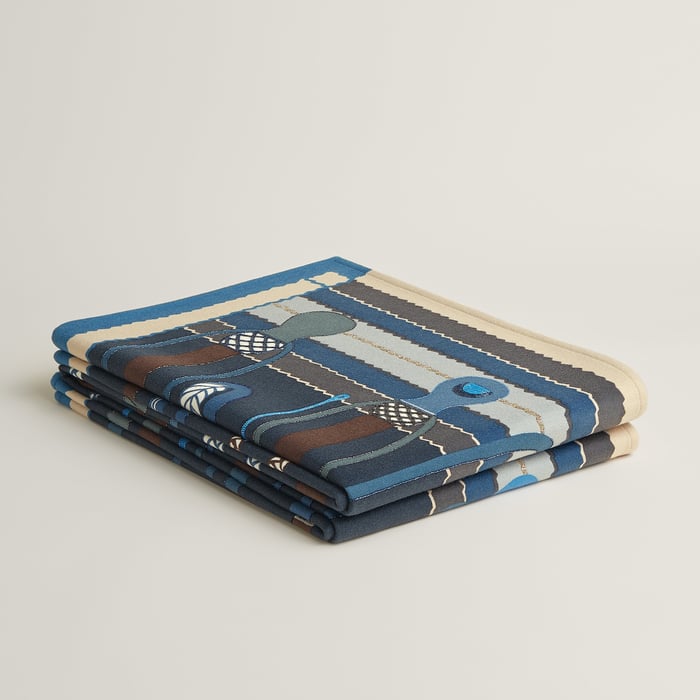 Bleu Nuit Fouets Et Tartan Blanket