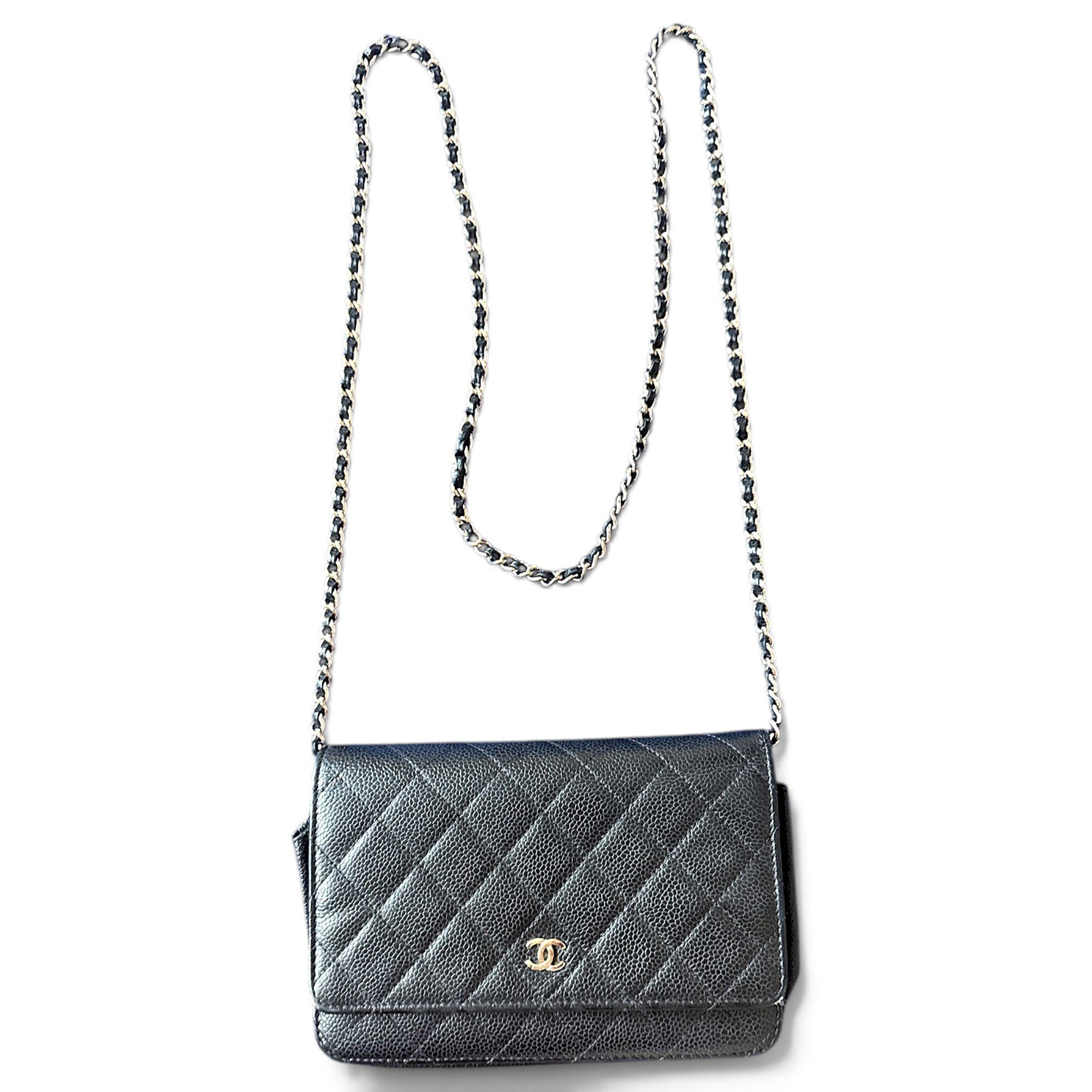 Wallet On Chain leather crossbody bag