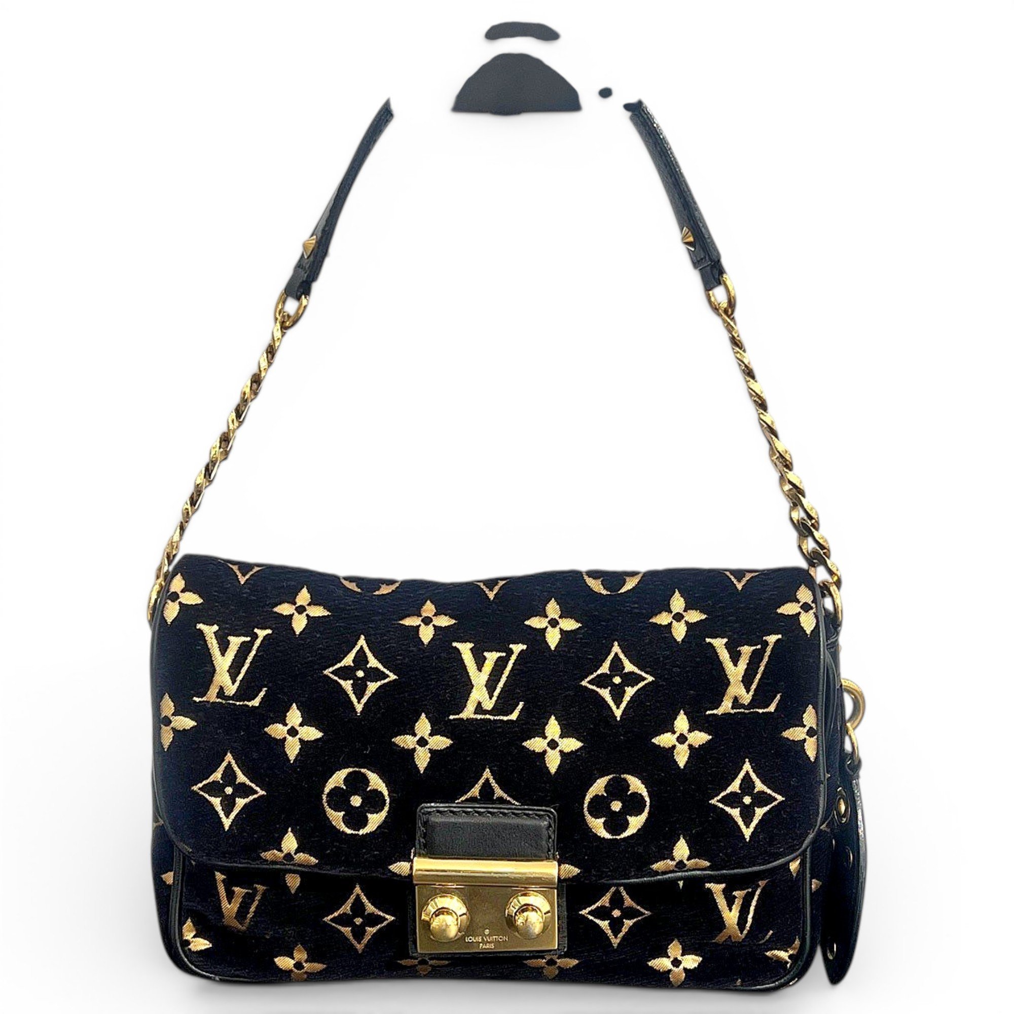 Cabaret velvet handbag