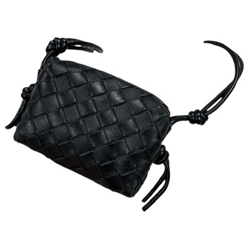 Loop leather handbag