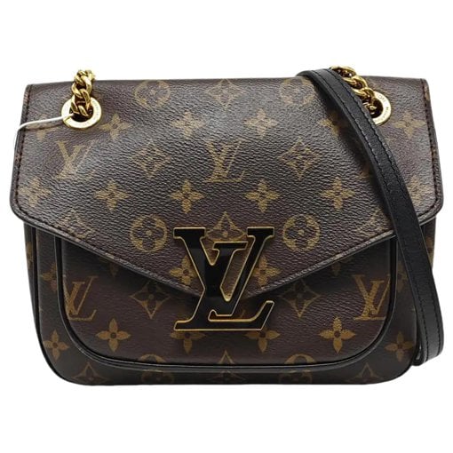 Passy leather crossbody bag