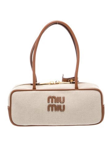 Signature Beau Small
