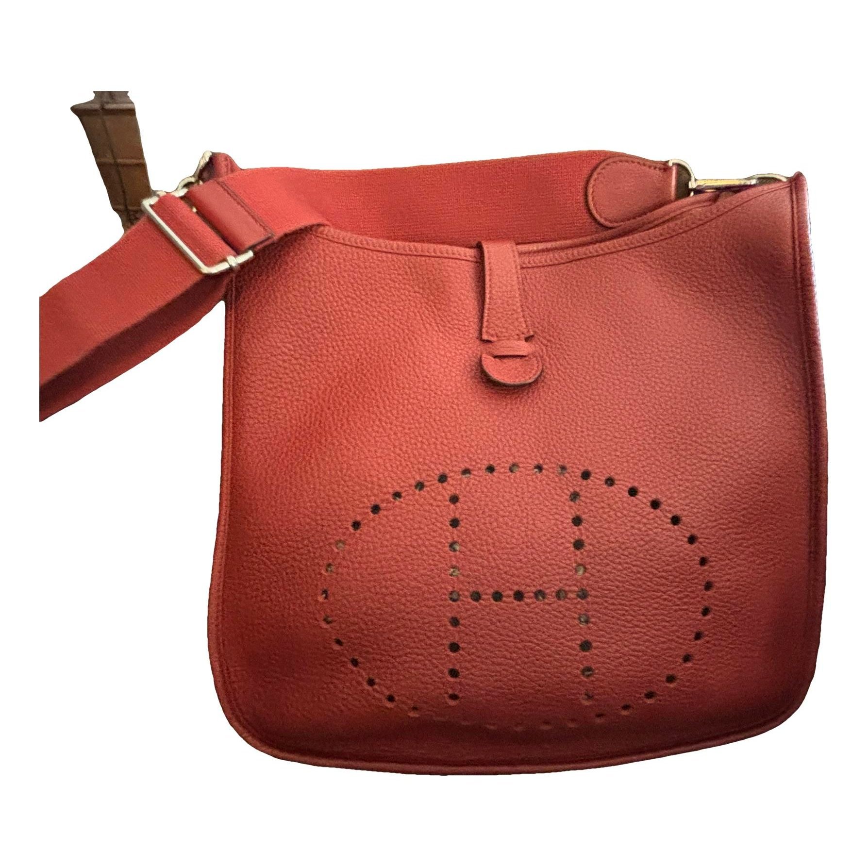 Evelyne leather crossbody bag