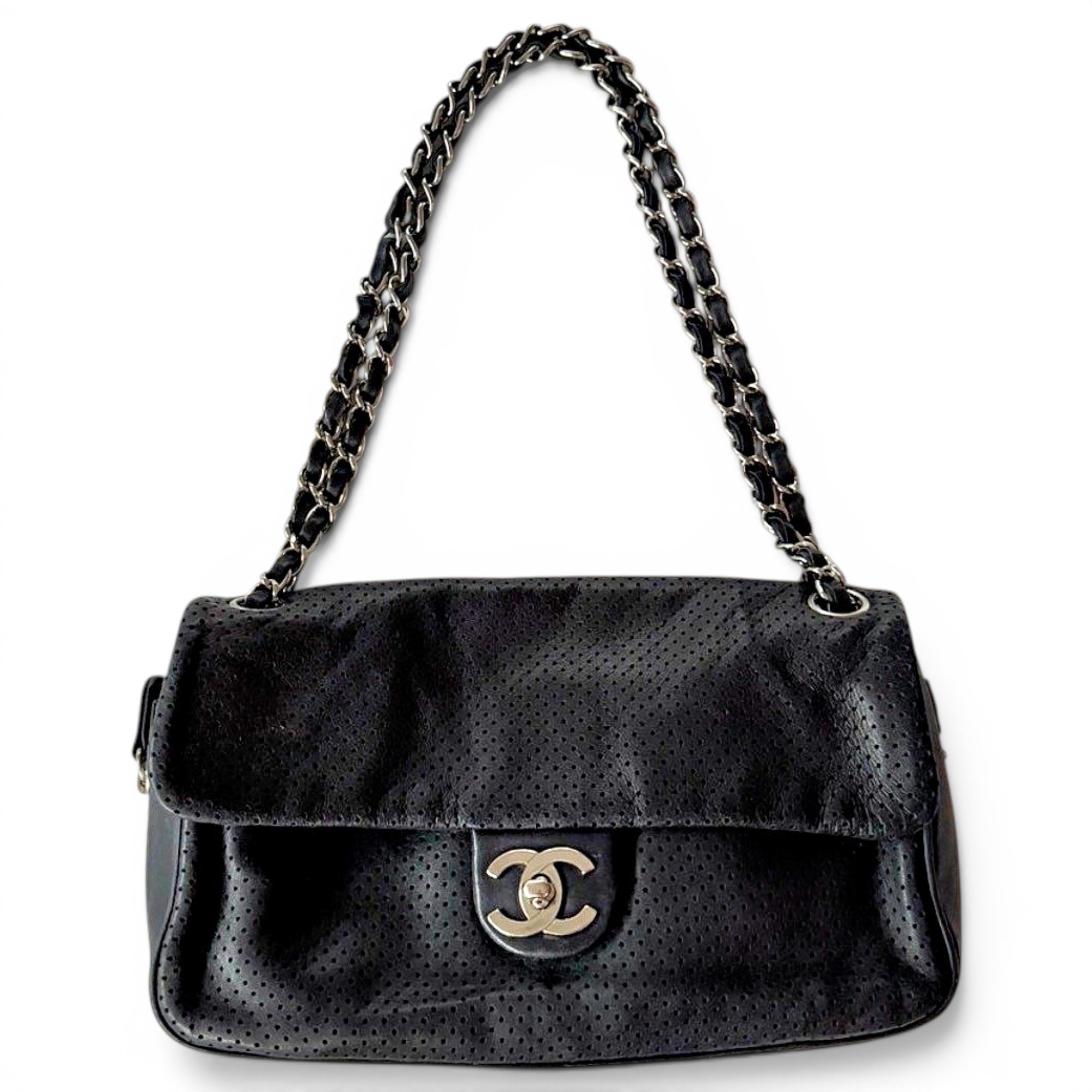 Timeless/Classique leather crossbody bag