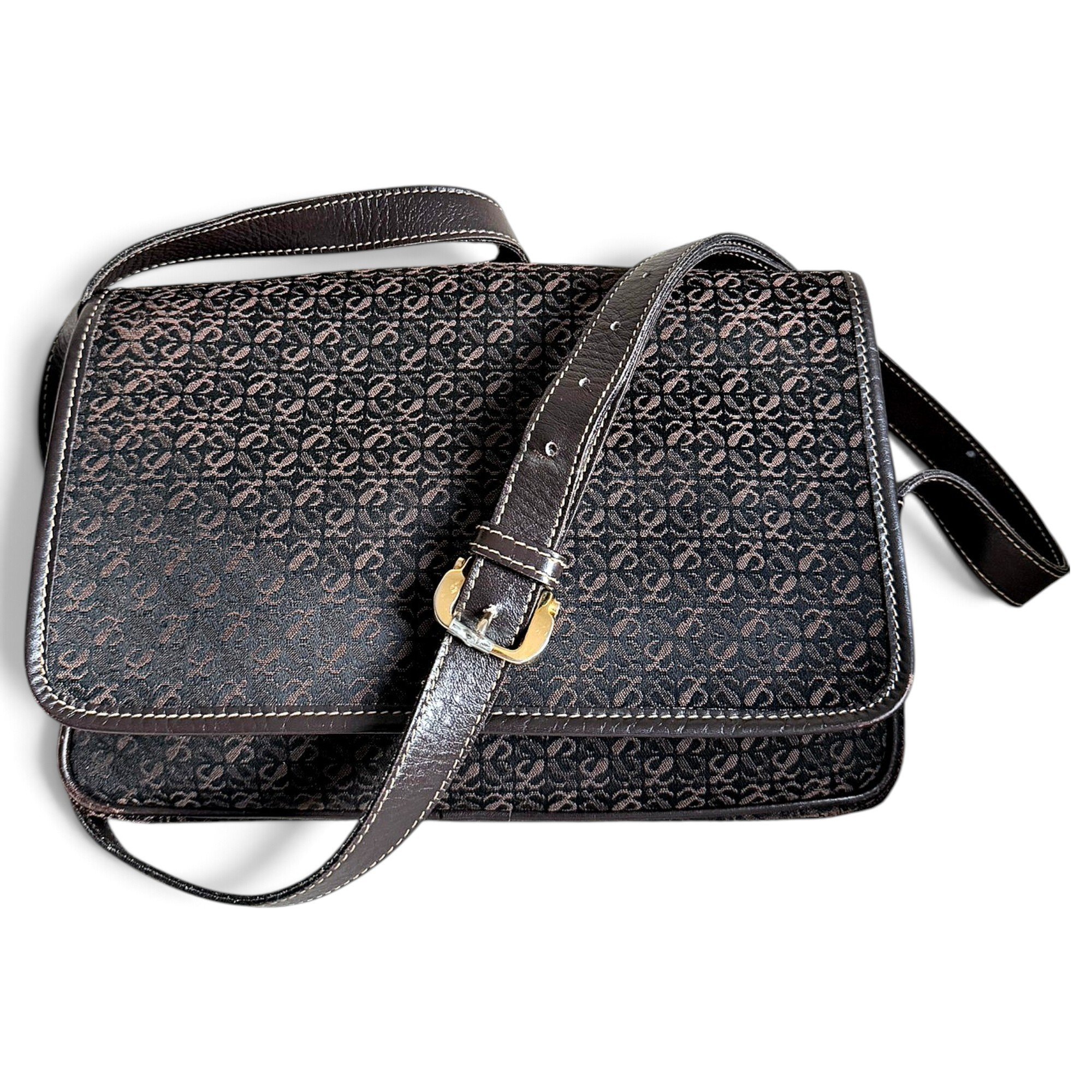 Cloth crossbody bag