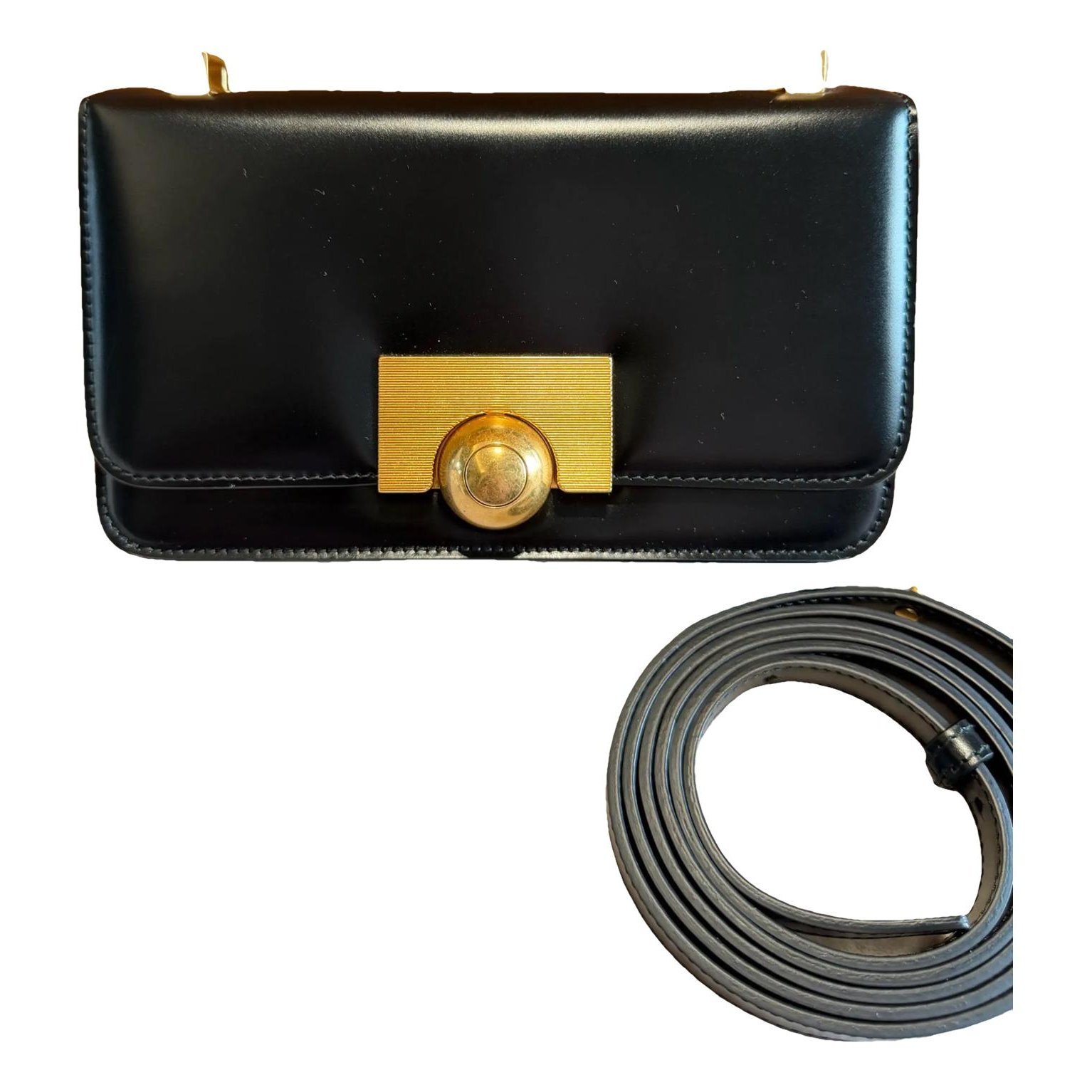 BV Classic leather crossbody bag