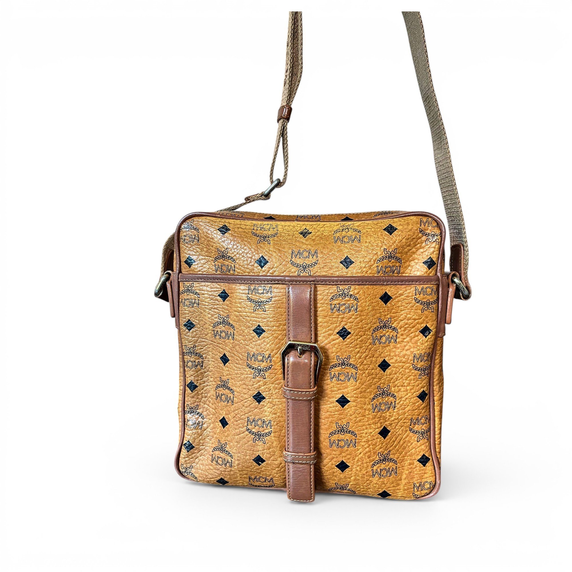 Leather crossbody bag