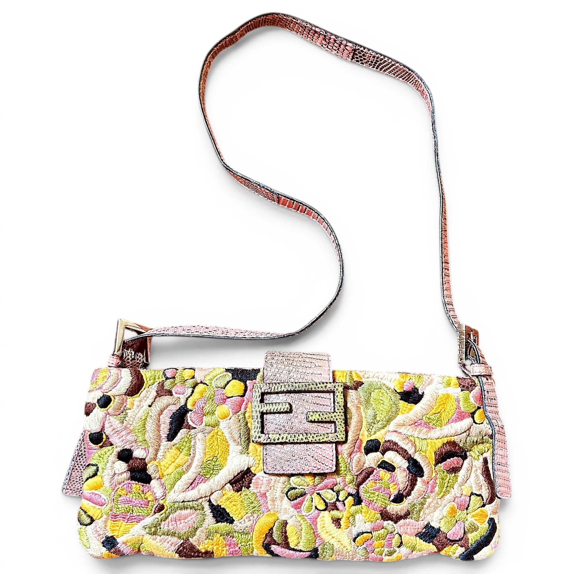 Baguette cloth handbag