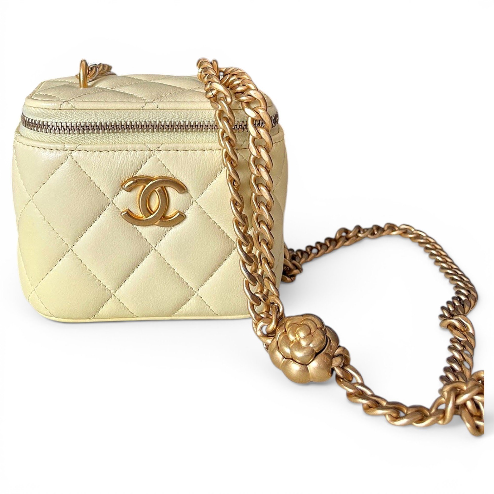Trendy CC Vanity leather handbag