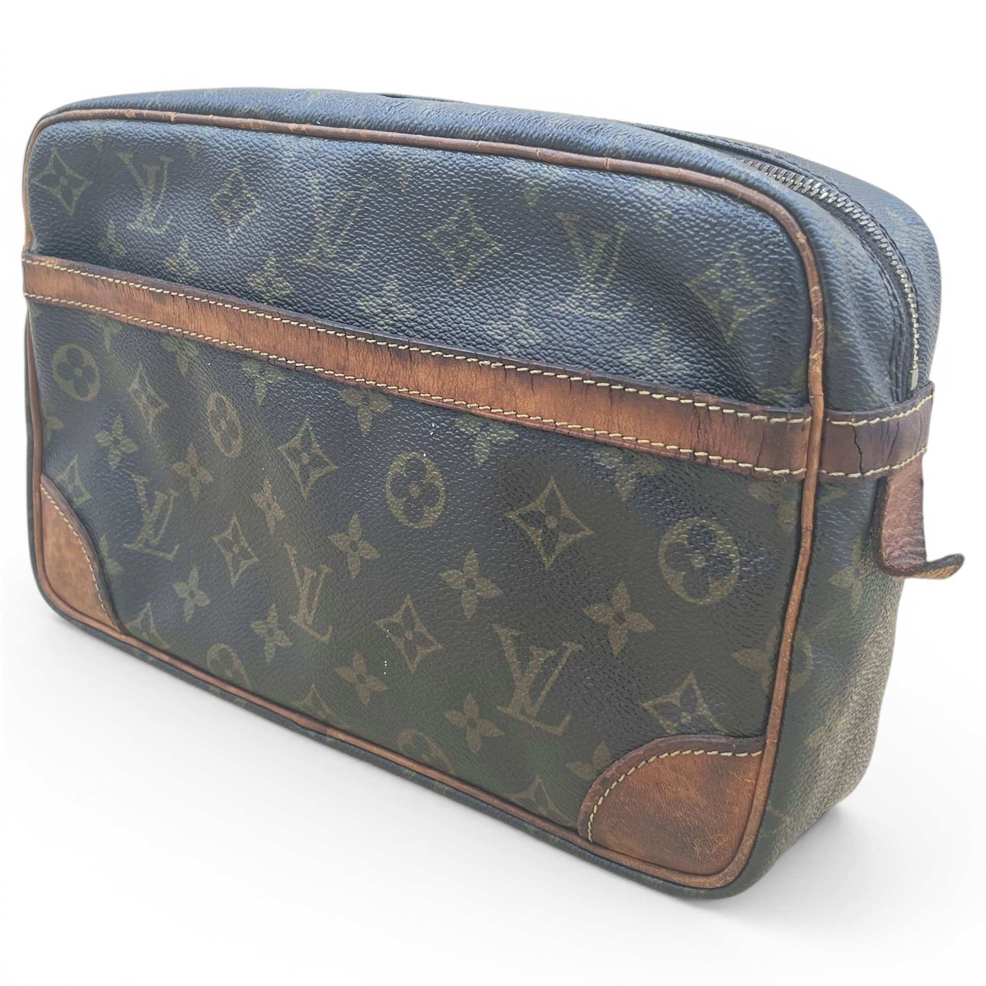 Louis Vuitton Leather clutch bag