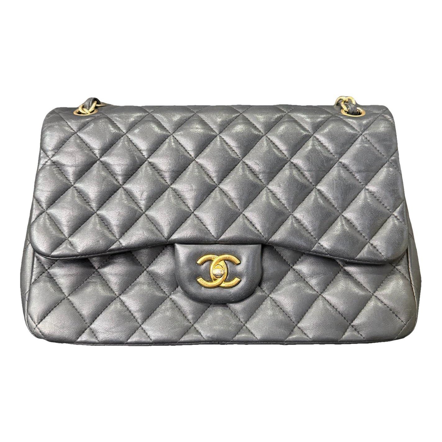 Timeless/Classique leather crossbody bag