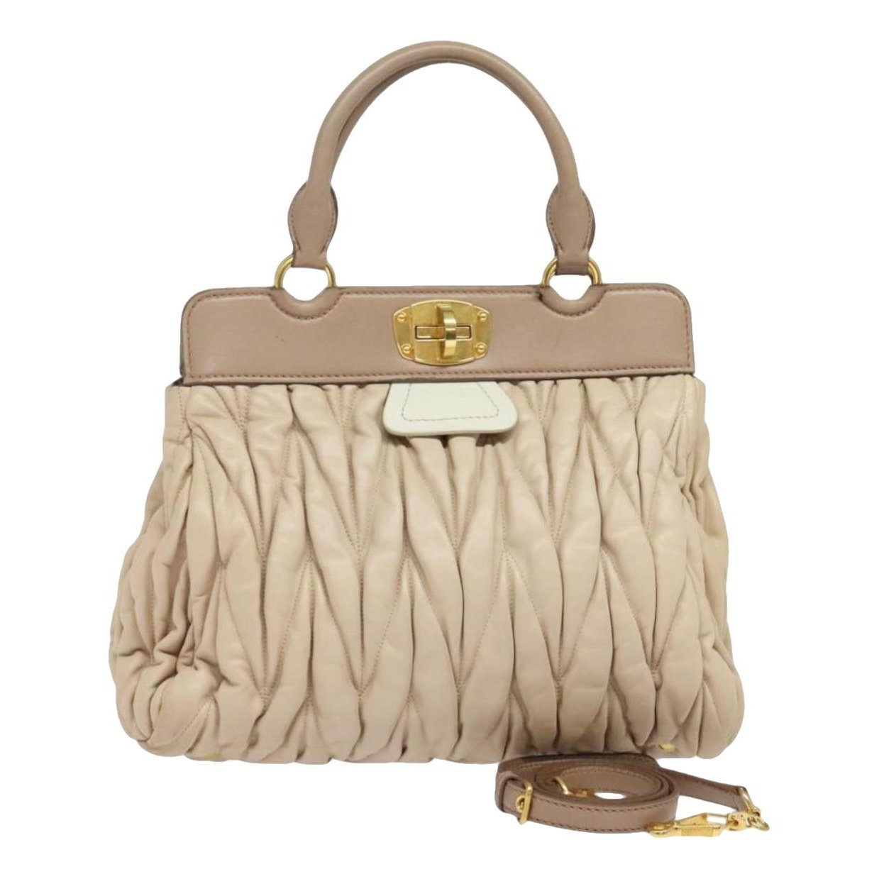 Matelassé leather handbag
