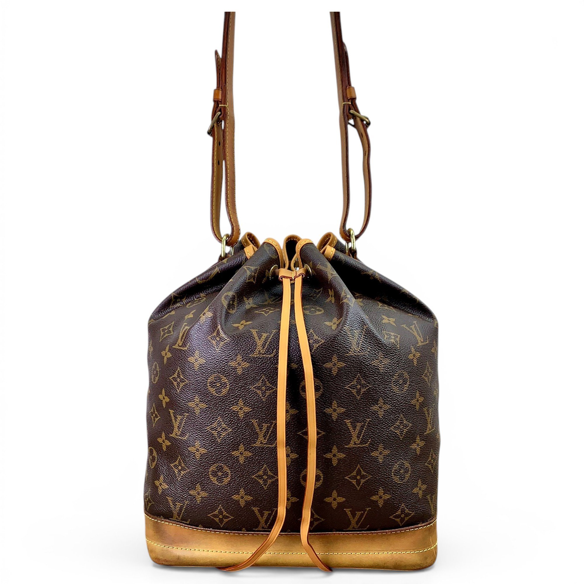 Noé leather handbag