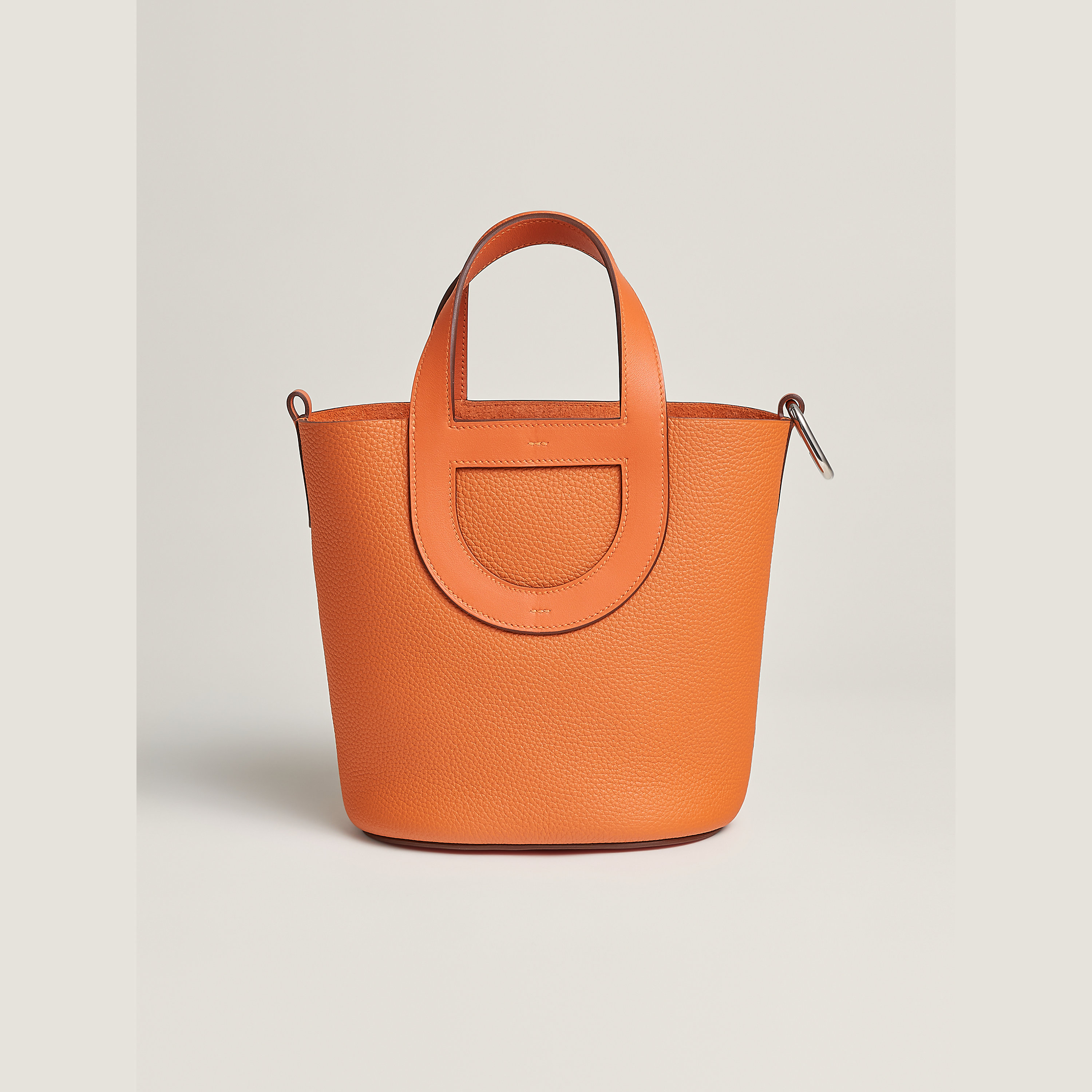 Hermès In-the-Loop 18 bag