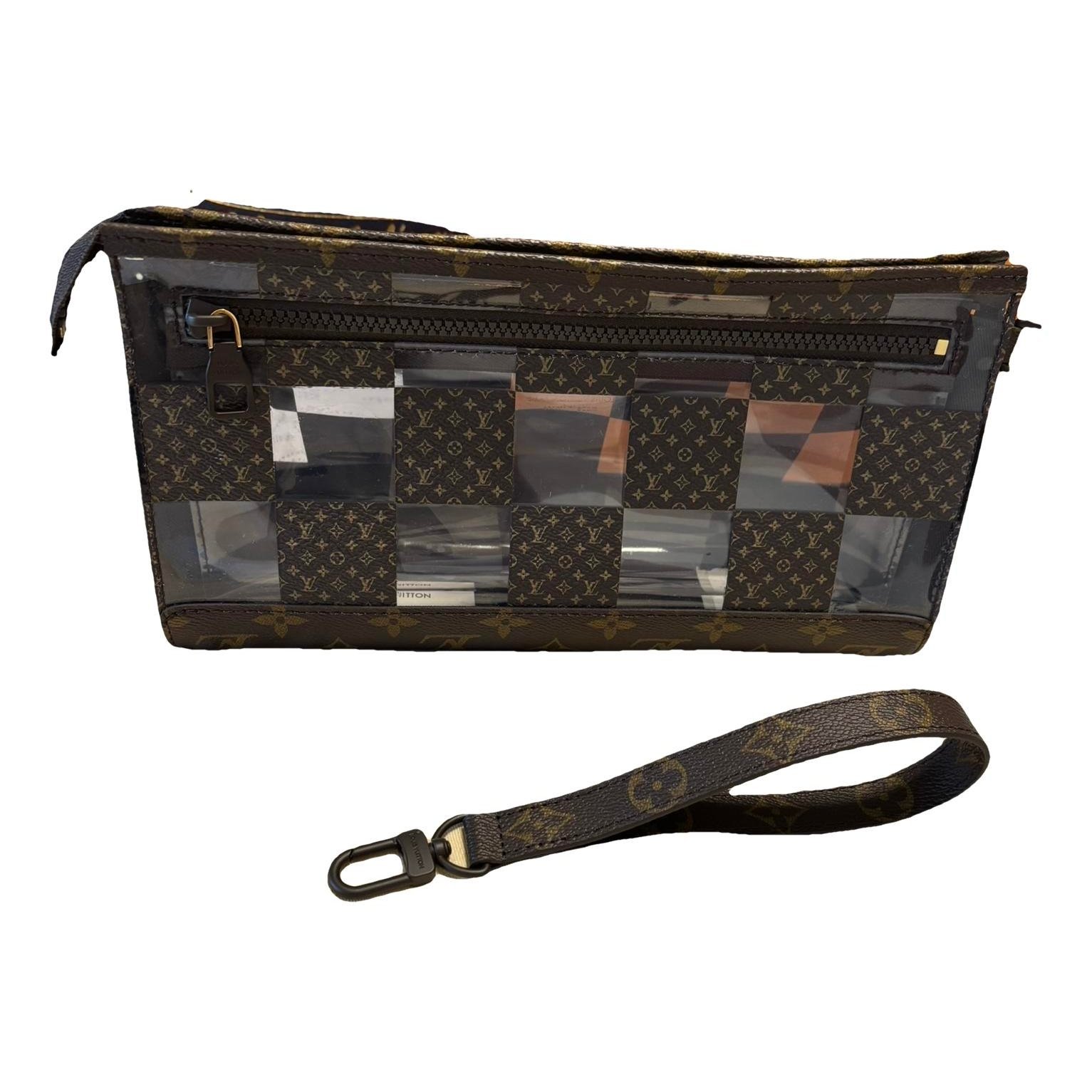Leather clutch bag