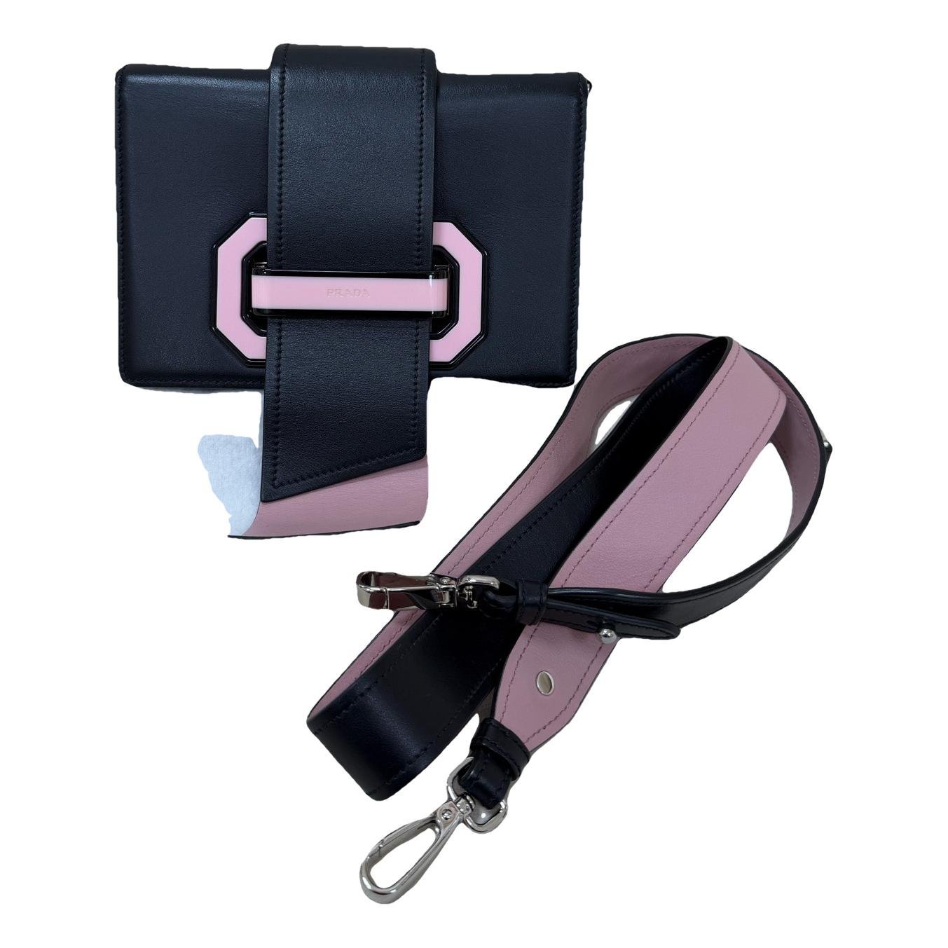 Ribbon leather handbag