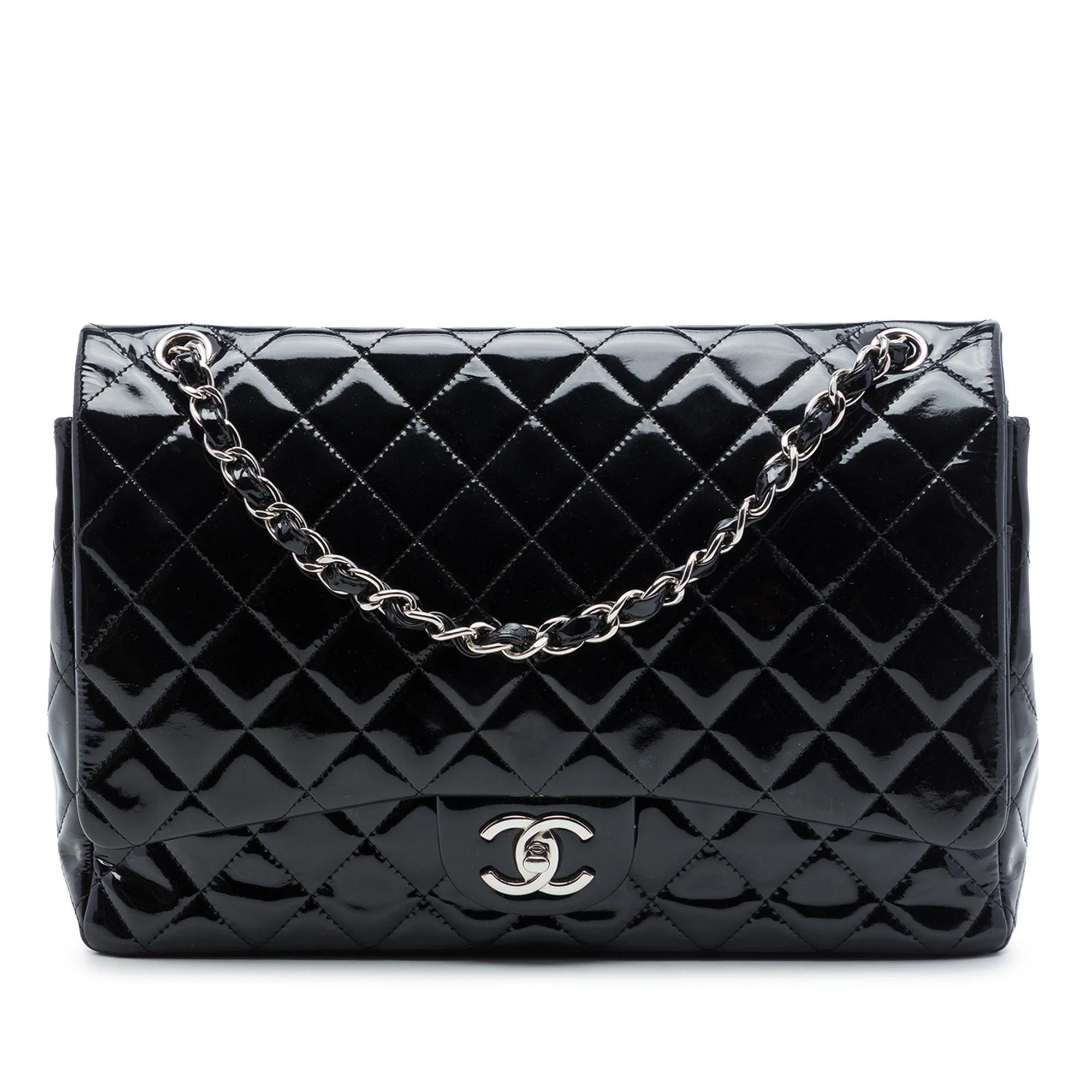 Timeless/Classique patent leather handbag