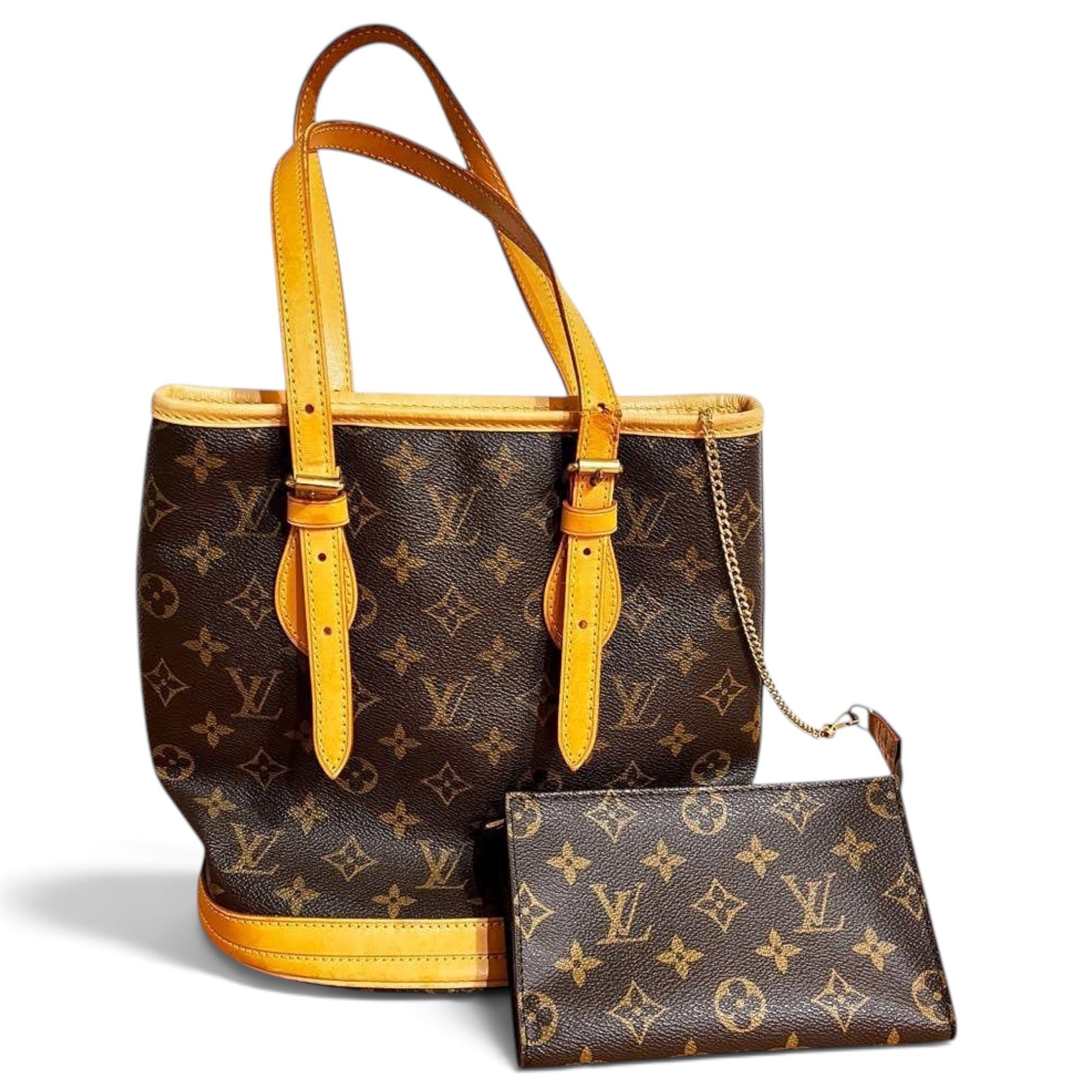 Bucket leather handbag