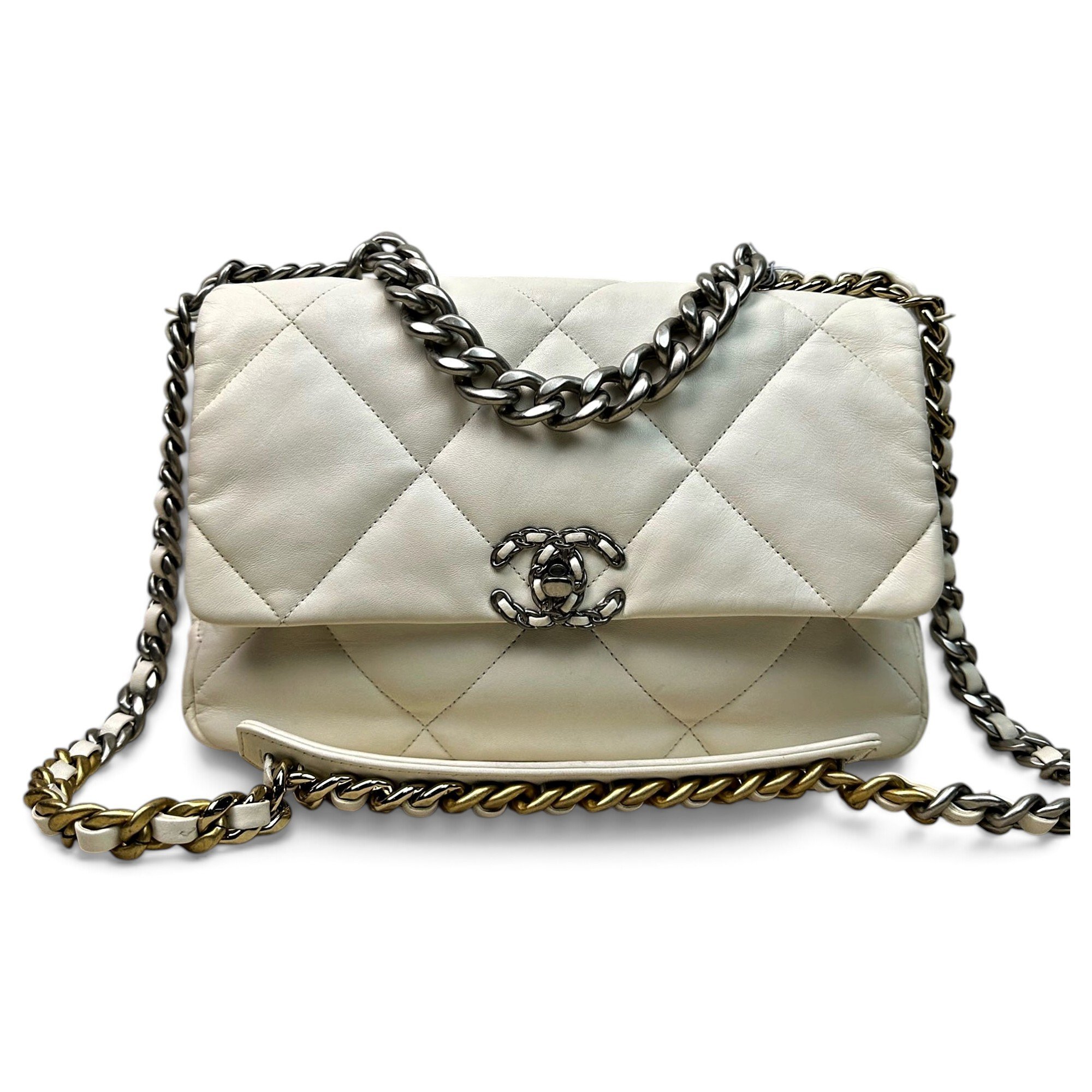 Chanel 19 leather handbag