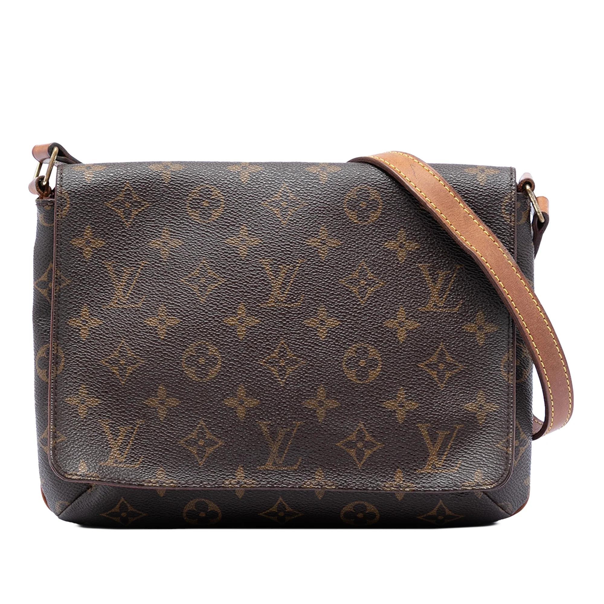 Musette leather handbag