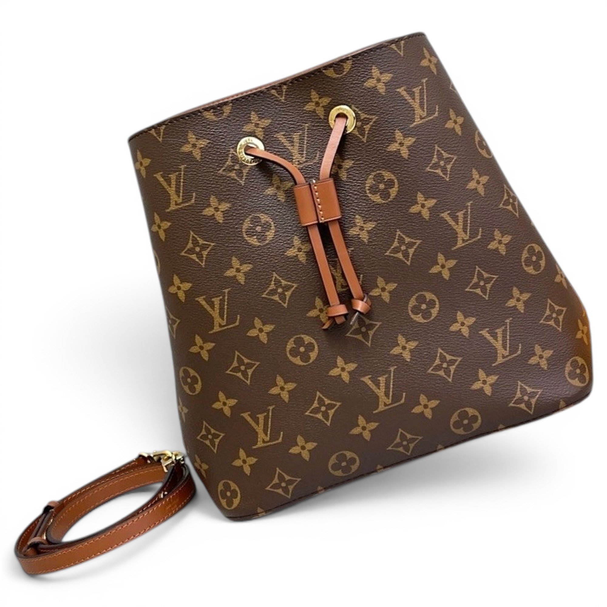 NéoNoé leather handbag