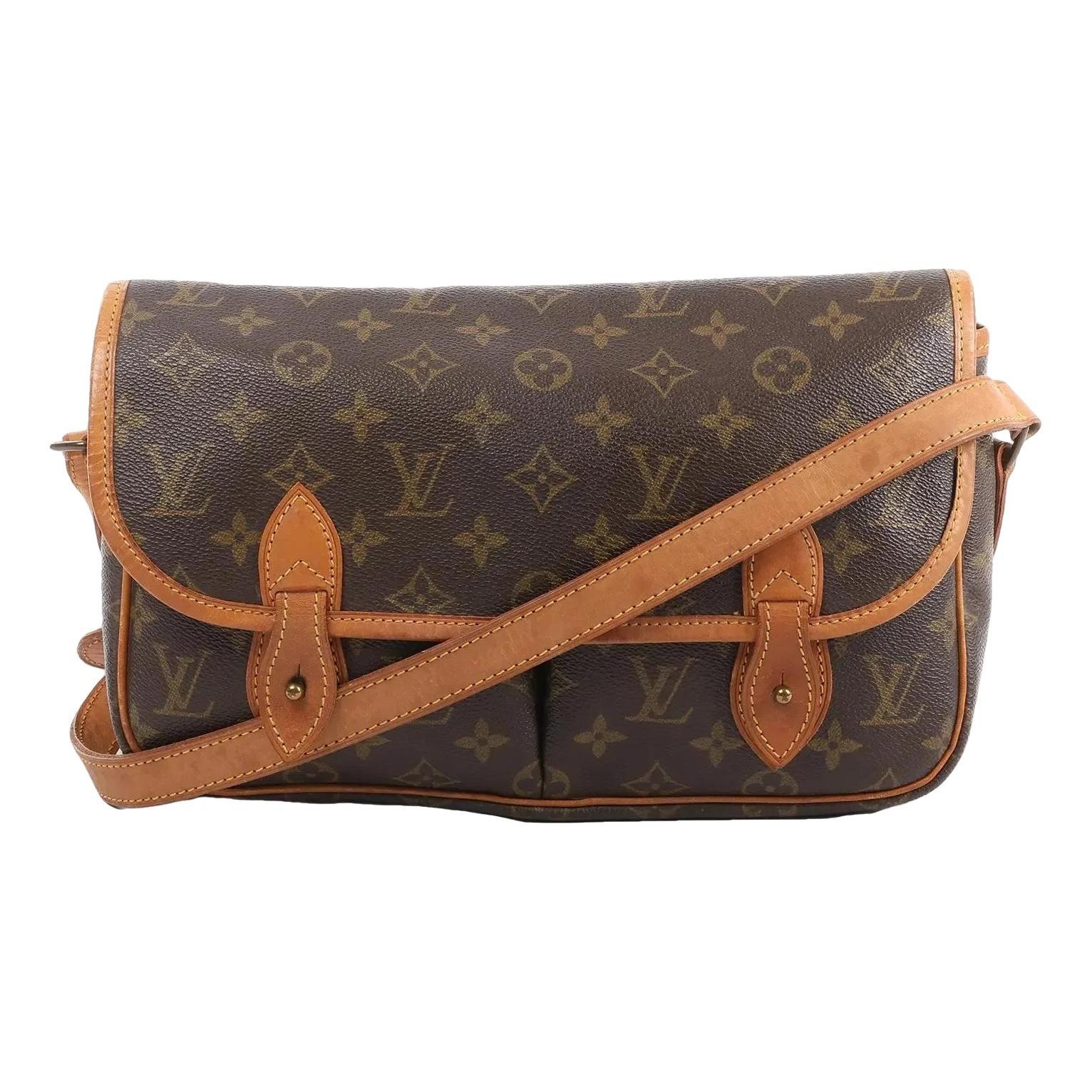 Gibeciere leather crossbody bag