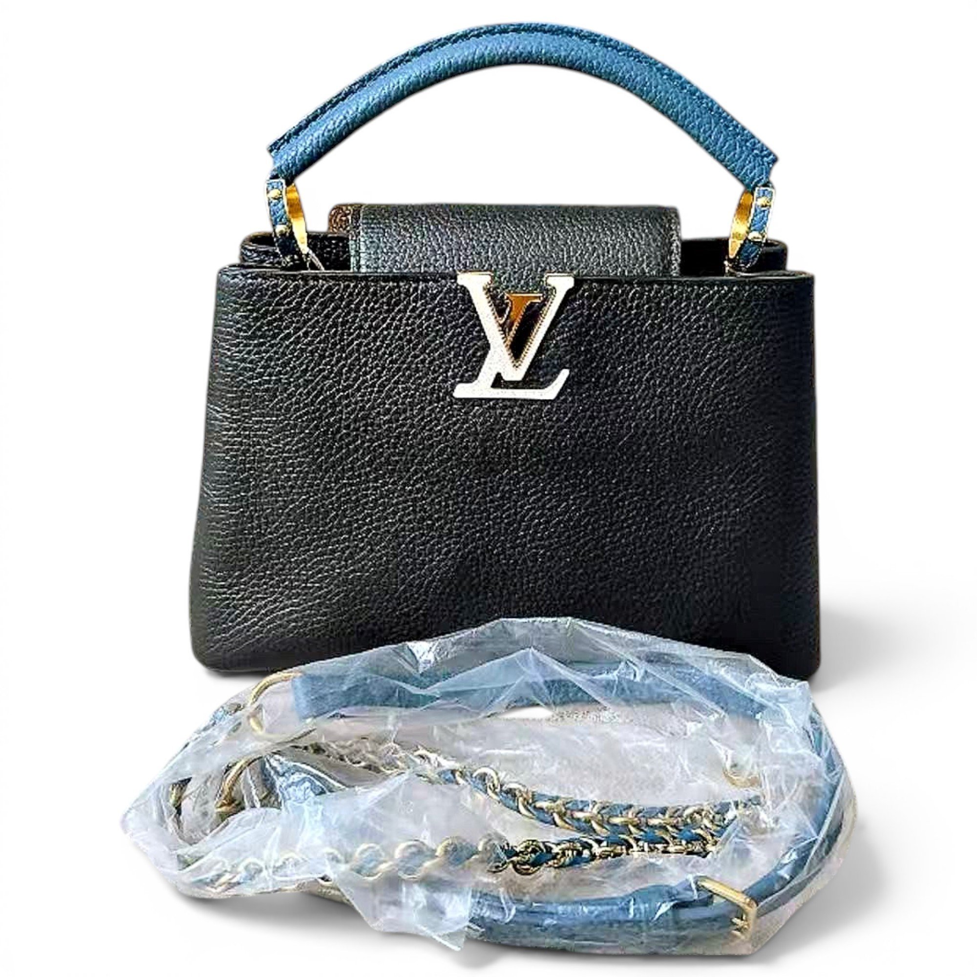 Capucines leather handbag