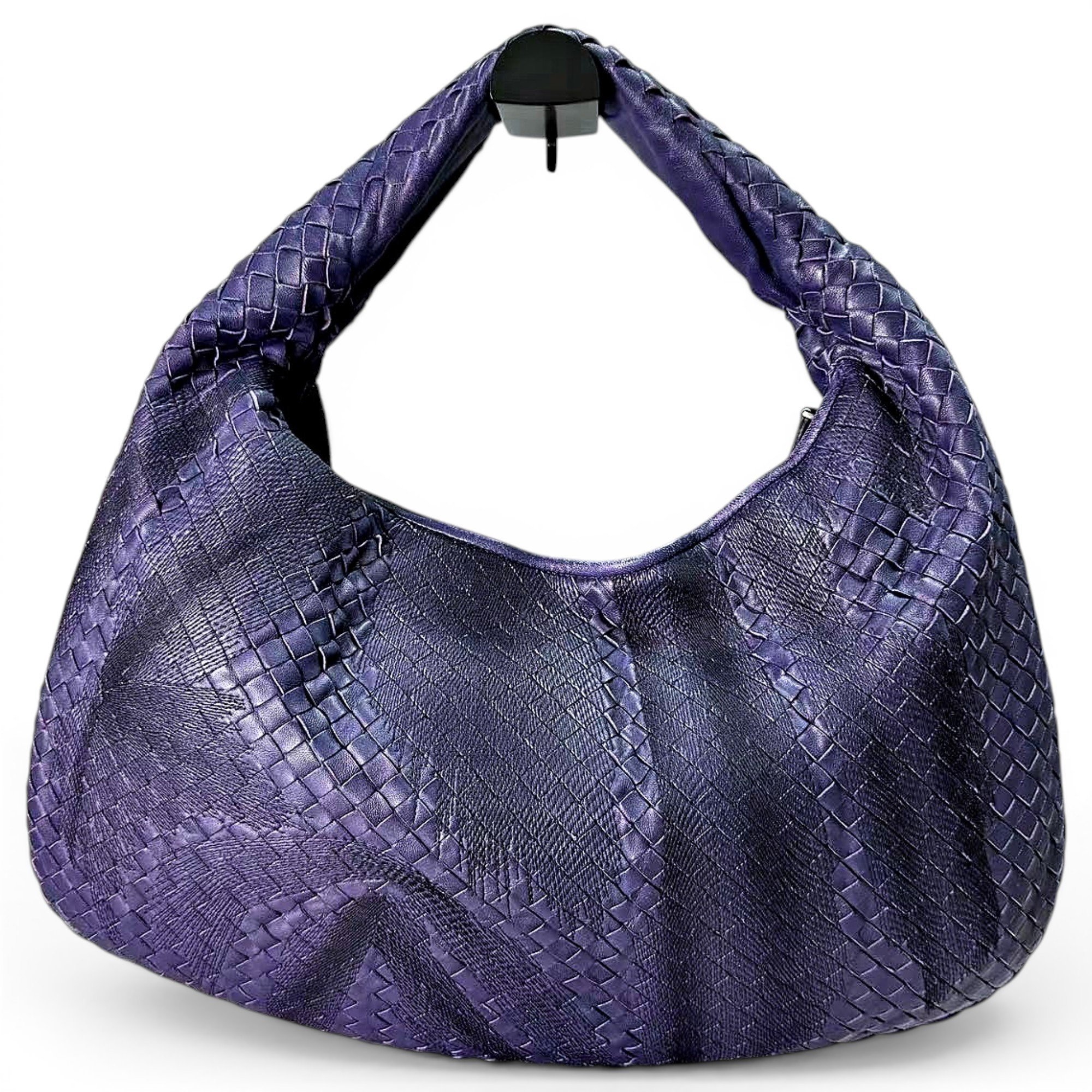 Veneta leather handbag