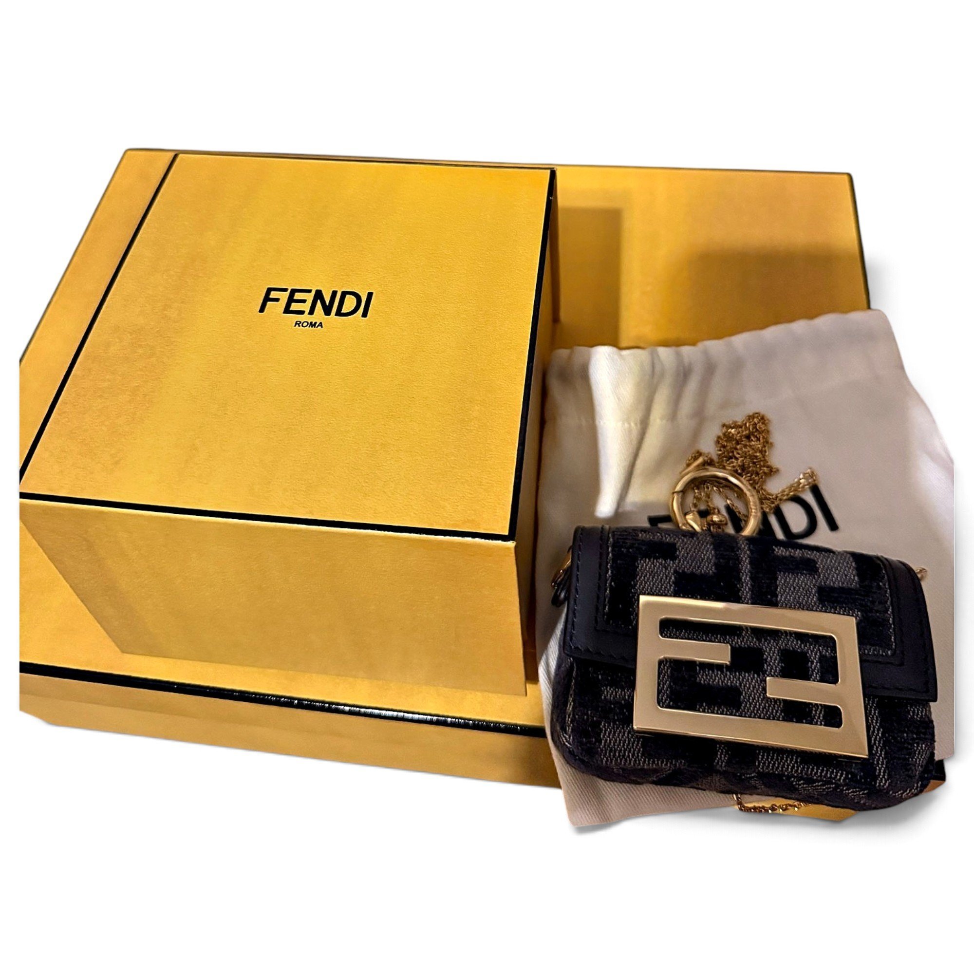 Baguette mini bag