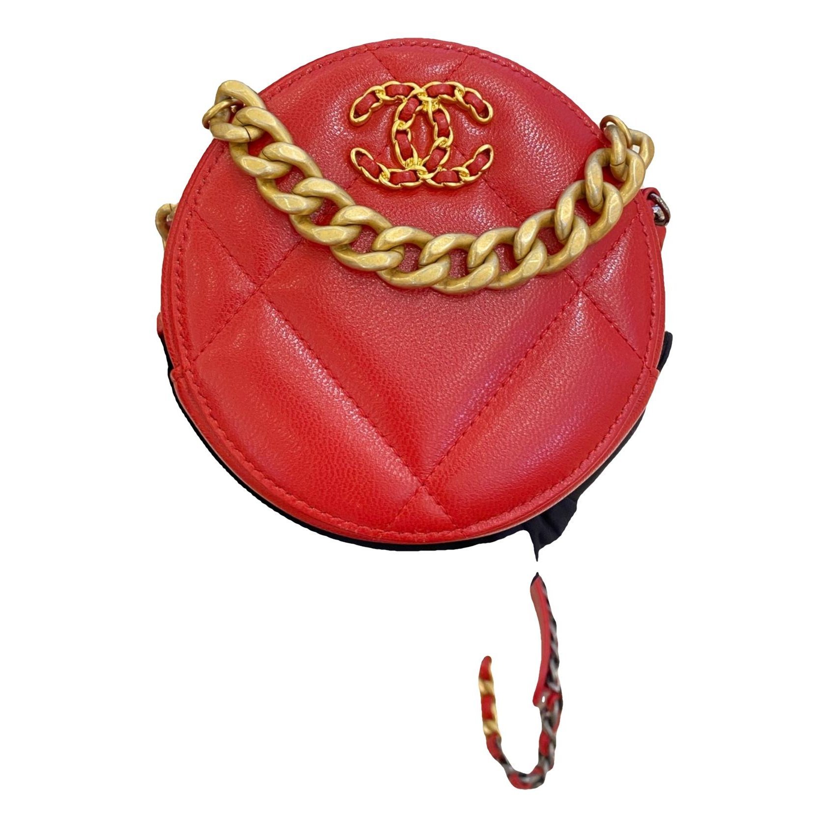 Chanel 19 leather handbag