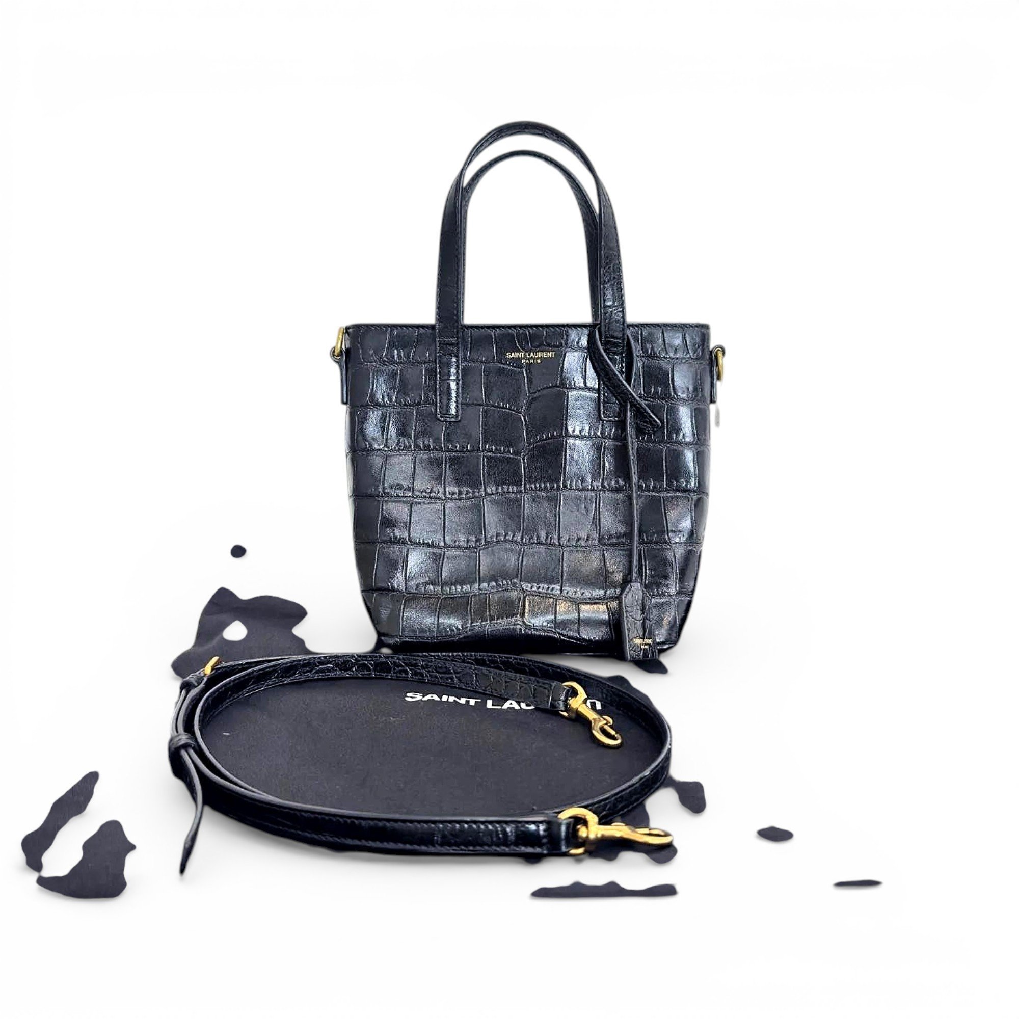 Leather tote