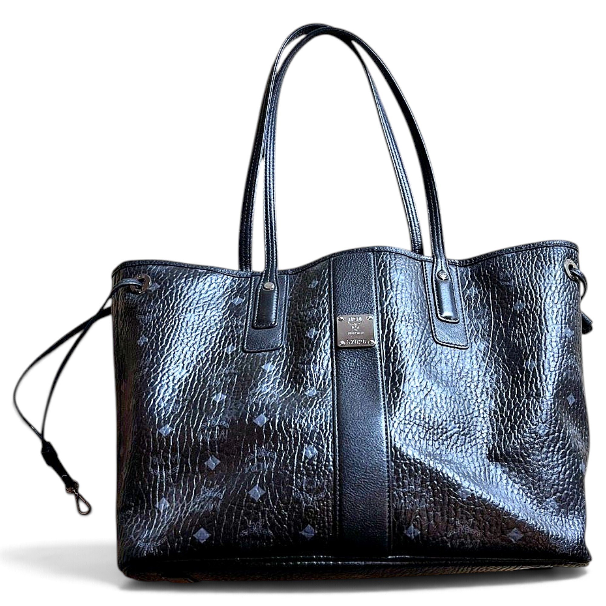 Leather tote