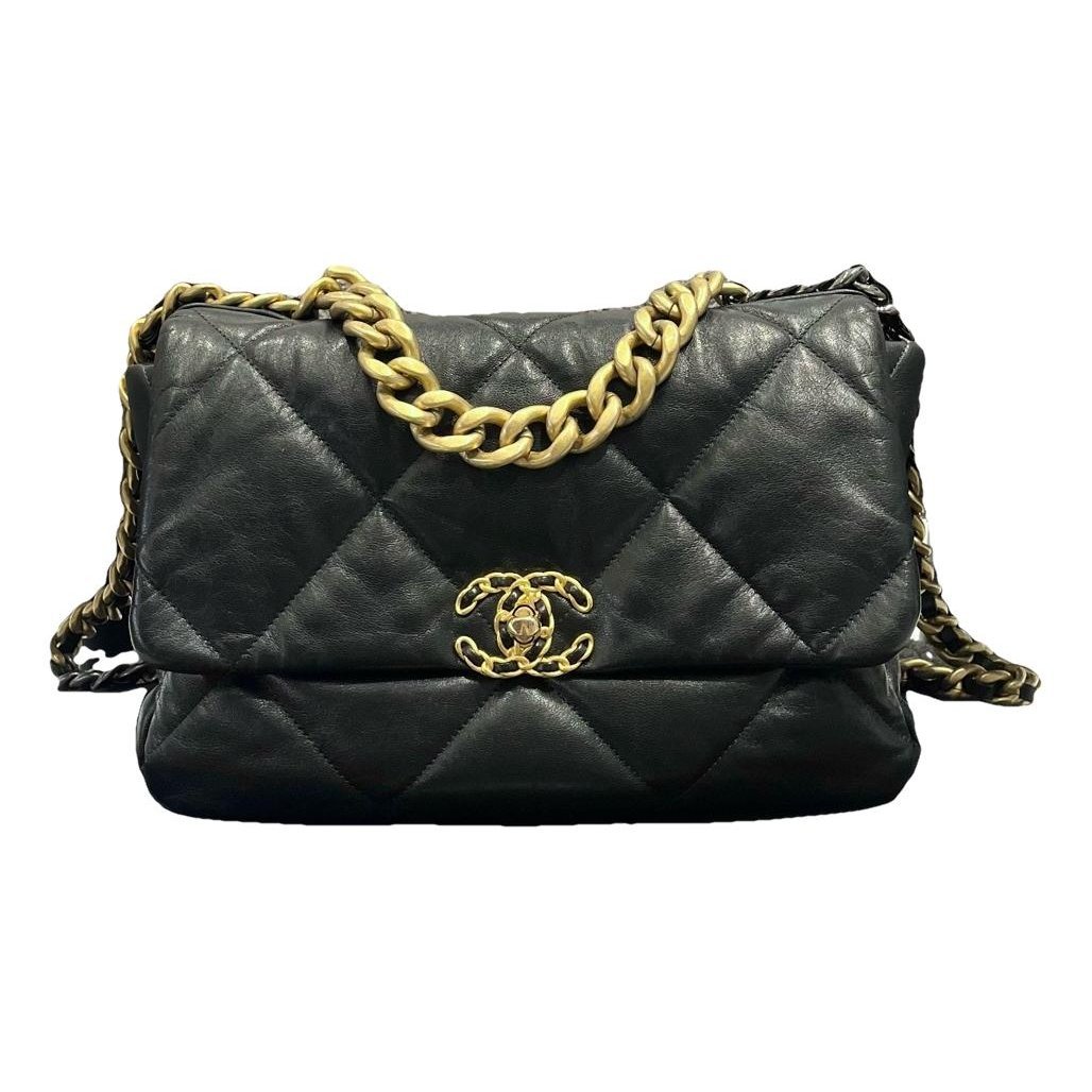 Chanel 19 leather handbag