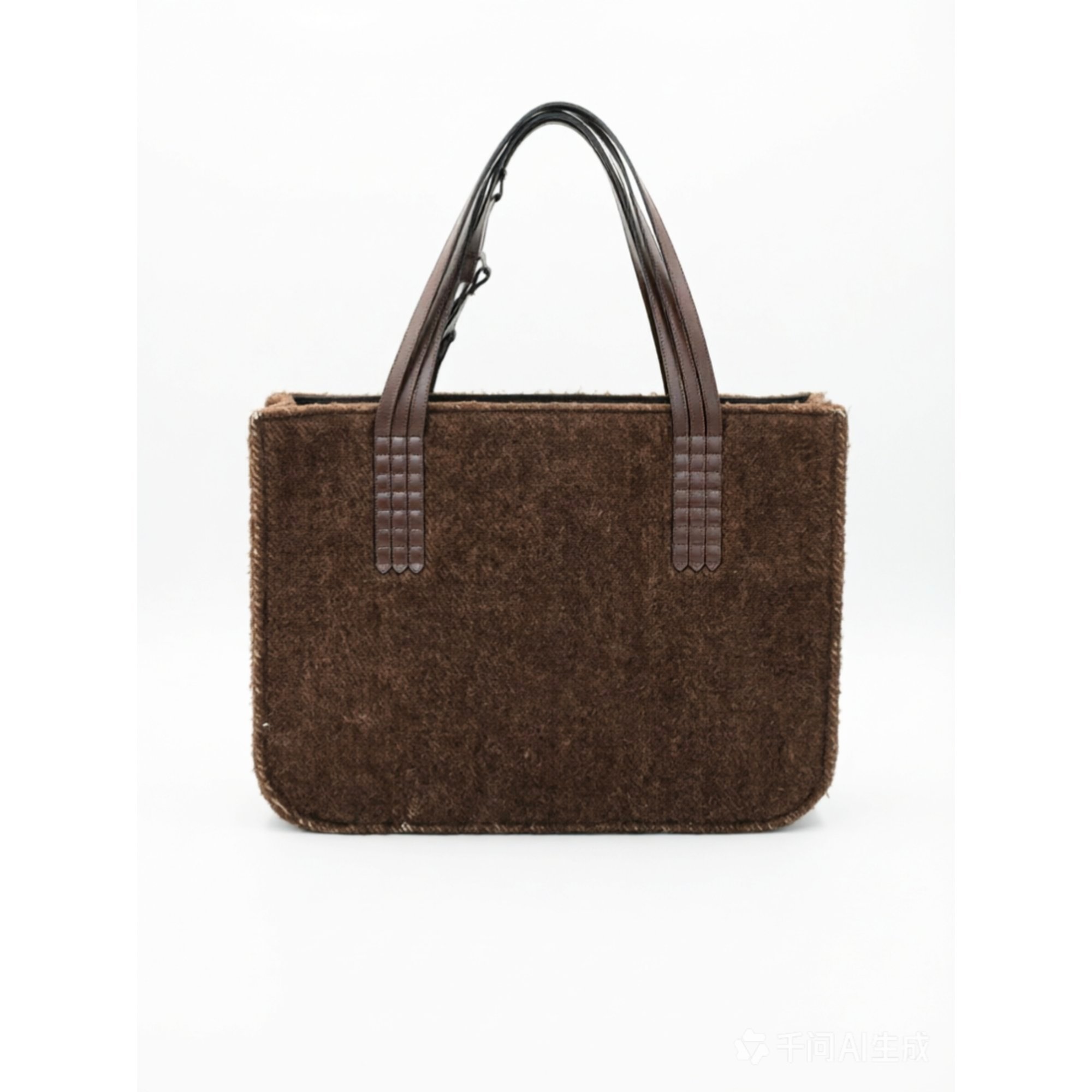 Wool tote