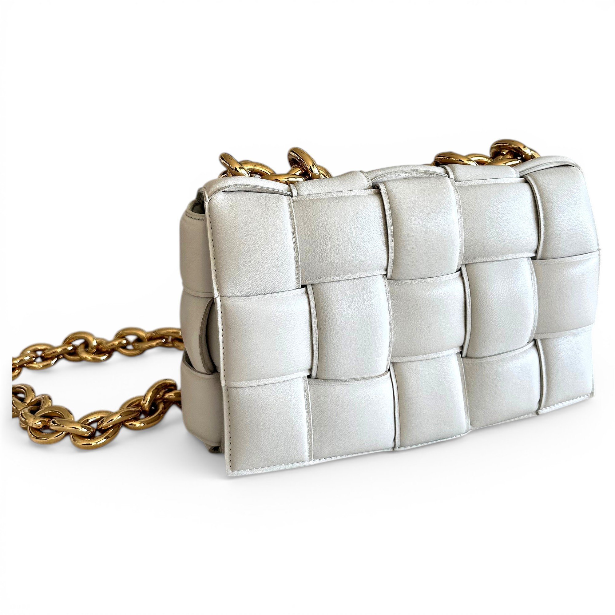 Chain Cassette leather handbag