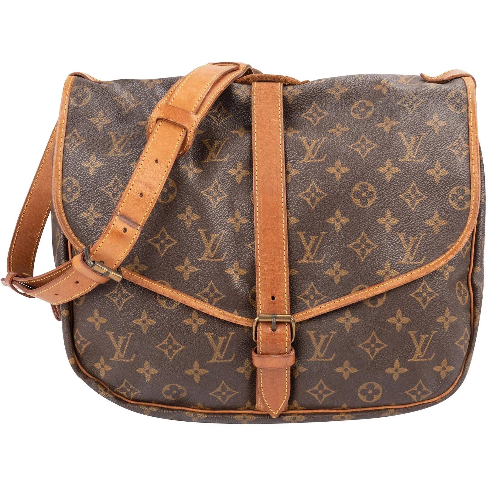 Saumur leather crossbody bag