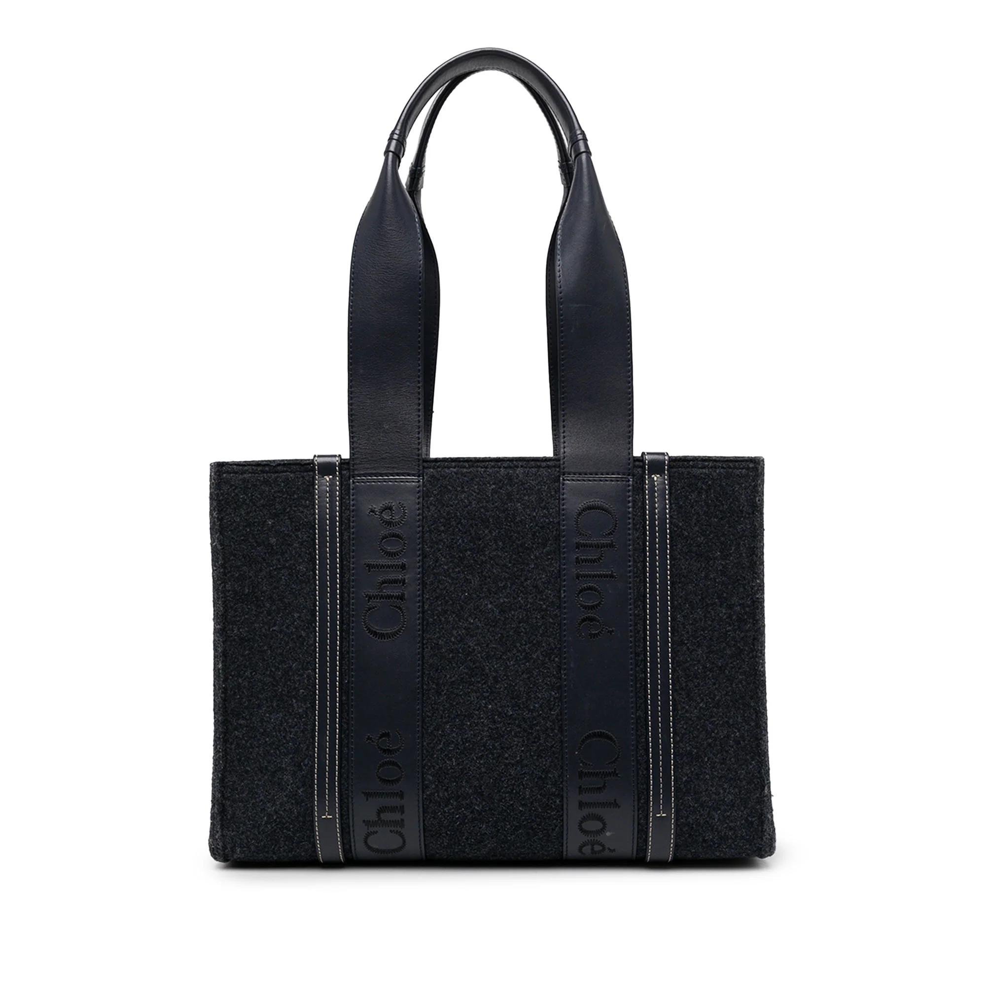 Woody wool handbag