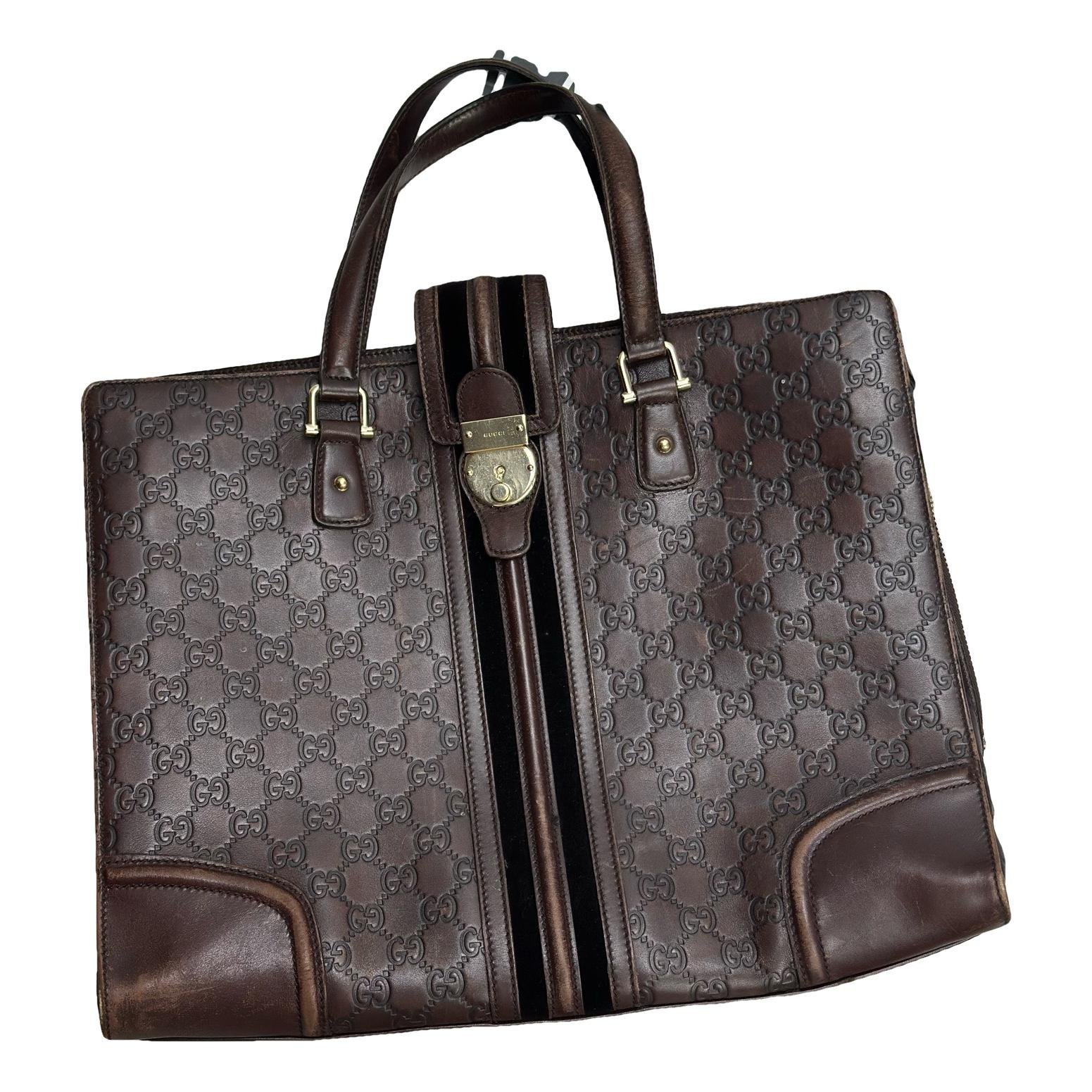 Leather handbag