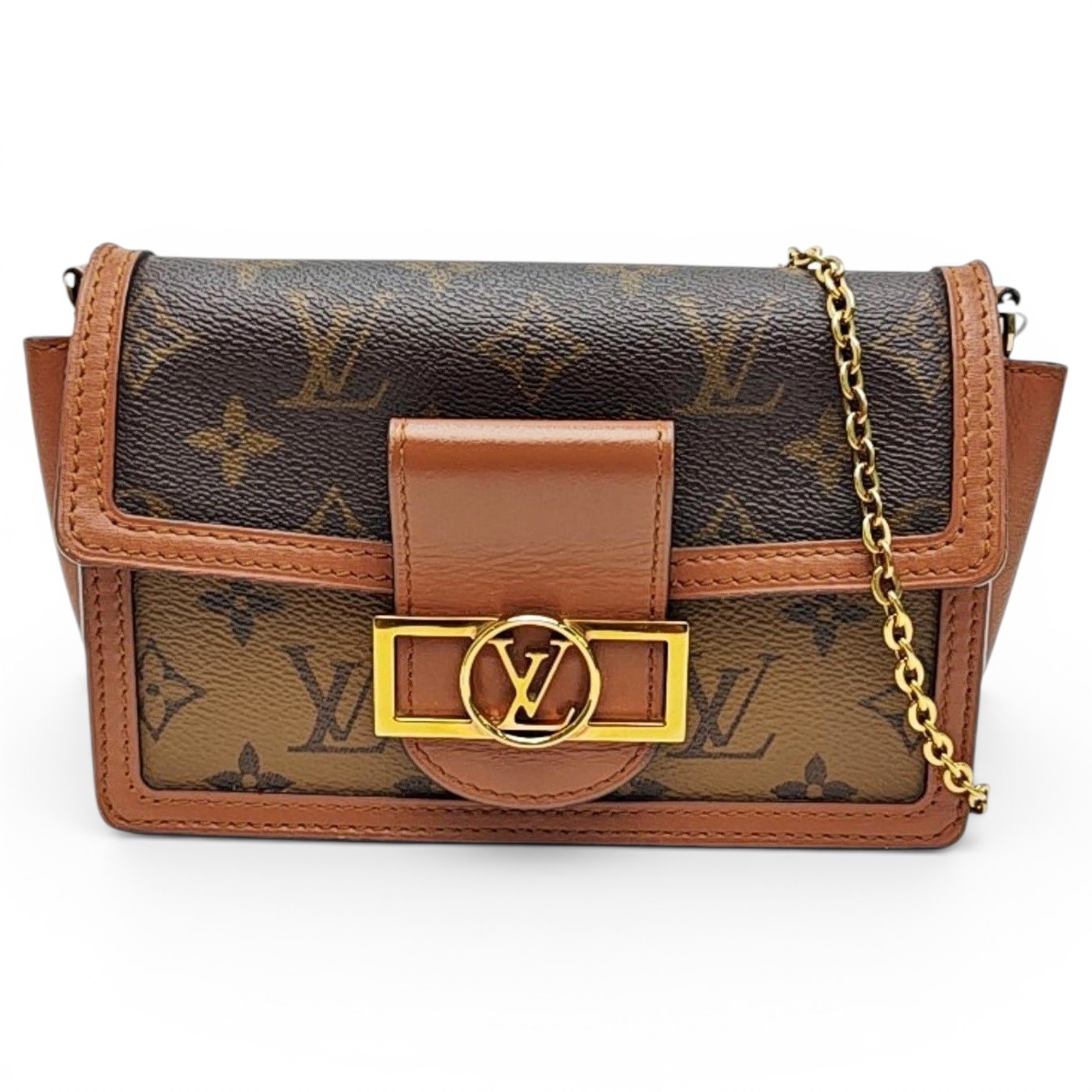 Dauphine leather handbag