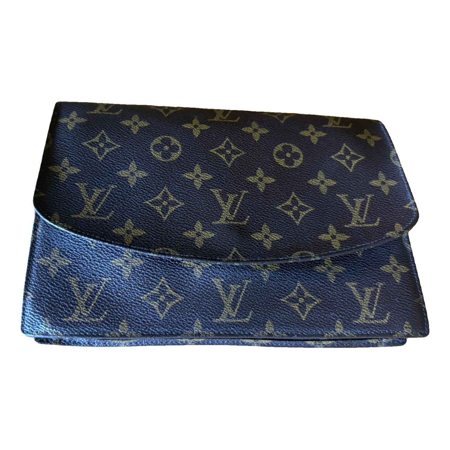 Leather clutch bag
