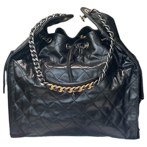 Chanel 25 leather handbag