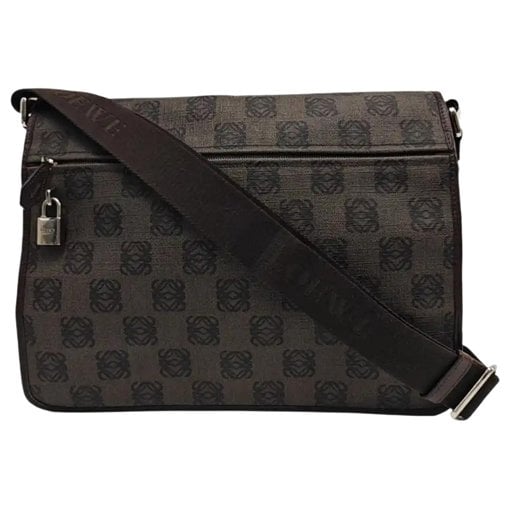 Leather crossbody bag