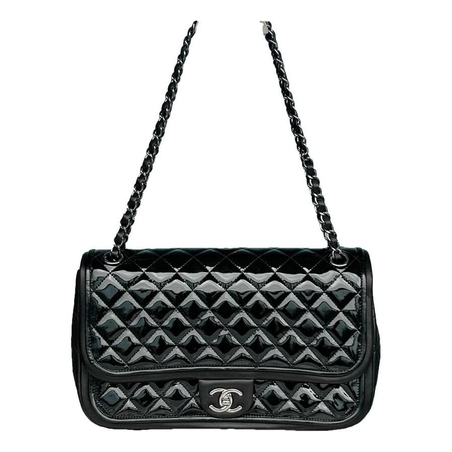 Timeless/Classique patent leather handbag