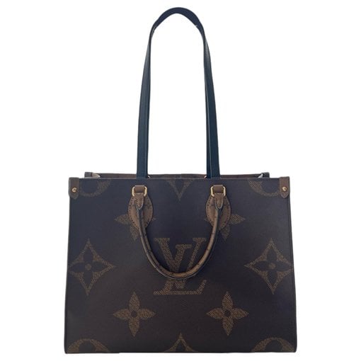 Onthego leather handbag
