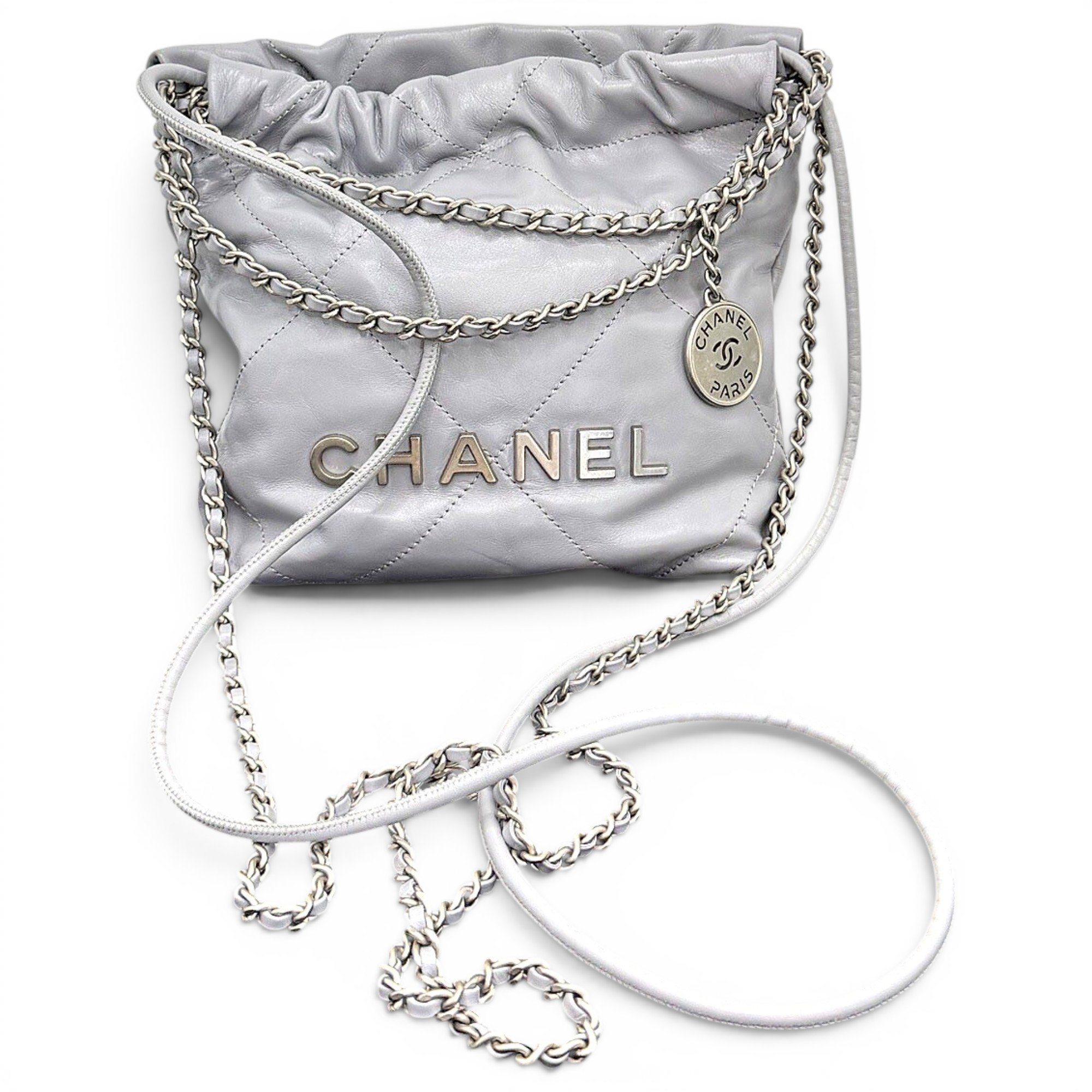 Chanel 22 leather handbag