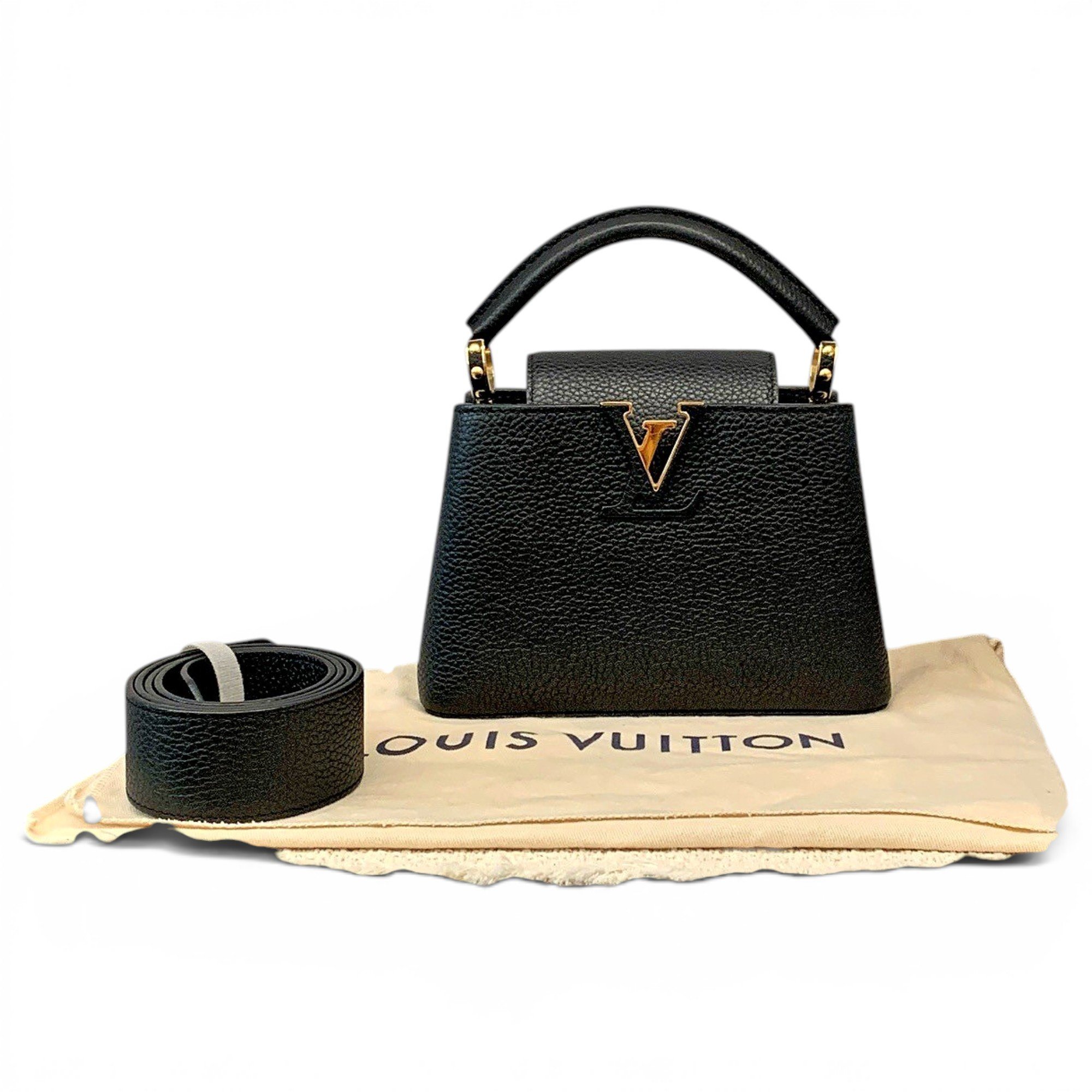Capucines leather handbag